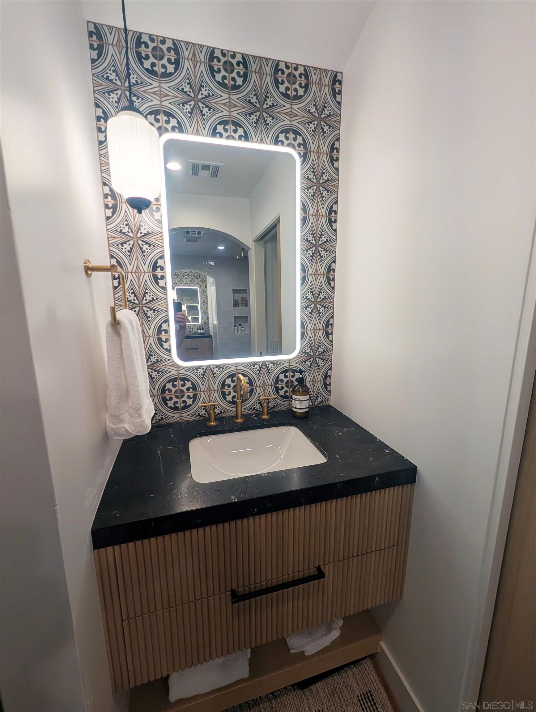 Detail Gallery Image 22 of 30 For 359  Wimbledon Drive, Rancho Mirage,  CA 92270 - 2 Beds | 2 Baths