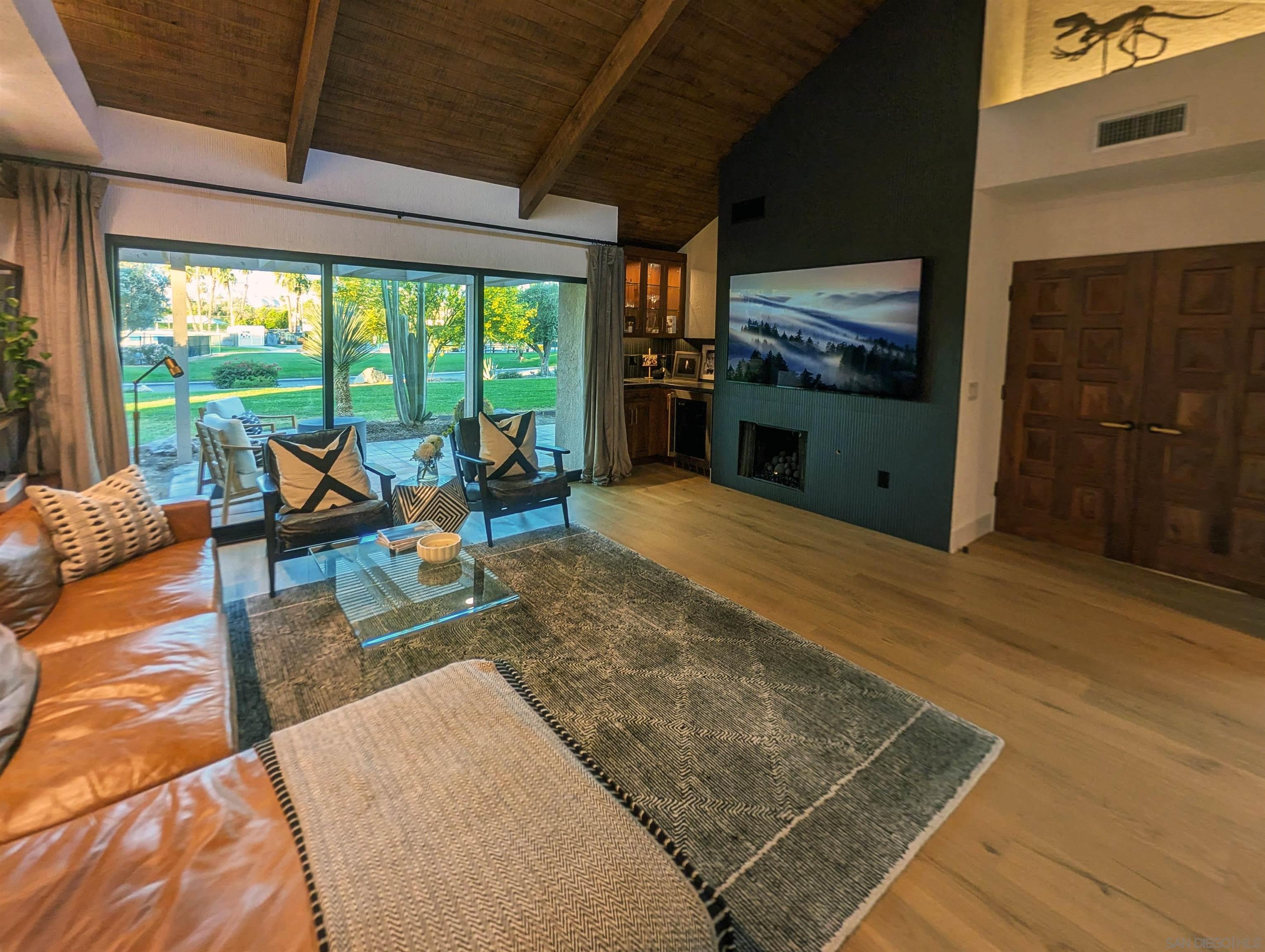 Detail Gallery Image 7 of 49 For 359  Wimbledon Drive, Rancho Mirage,  CA 92270 - 2 Beds | 2 Baths