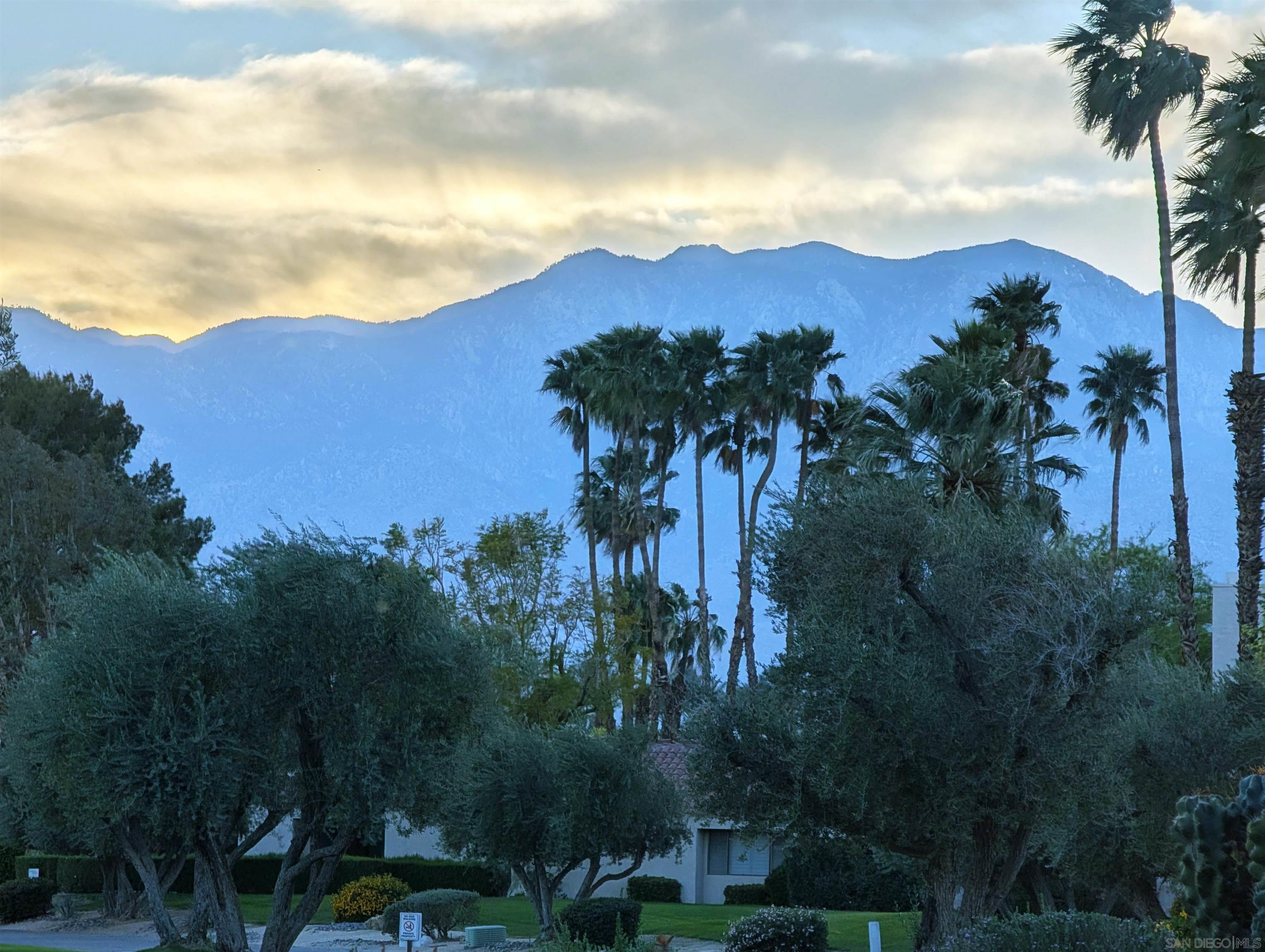 Detail Gallery Image 7 of 30 For 359  Wimbledon Drive, Rancho Mirage,  CA 92270 - 2 Beds | 2 Baths
