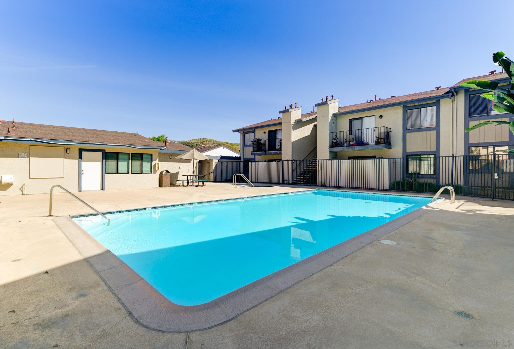 Detail Gallery Image 26 of 28 For 12650  Lakeshore Dr  #149,  Lakeside,  CA 92040 - 2 Beds | 2 Baths