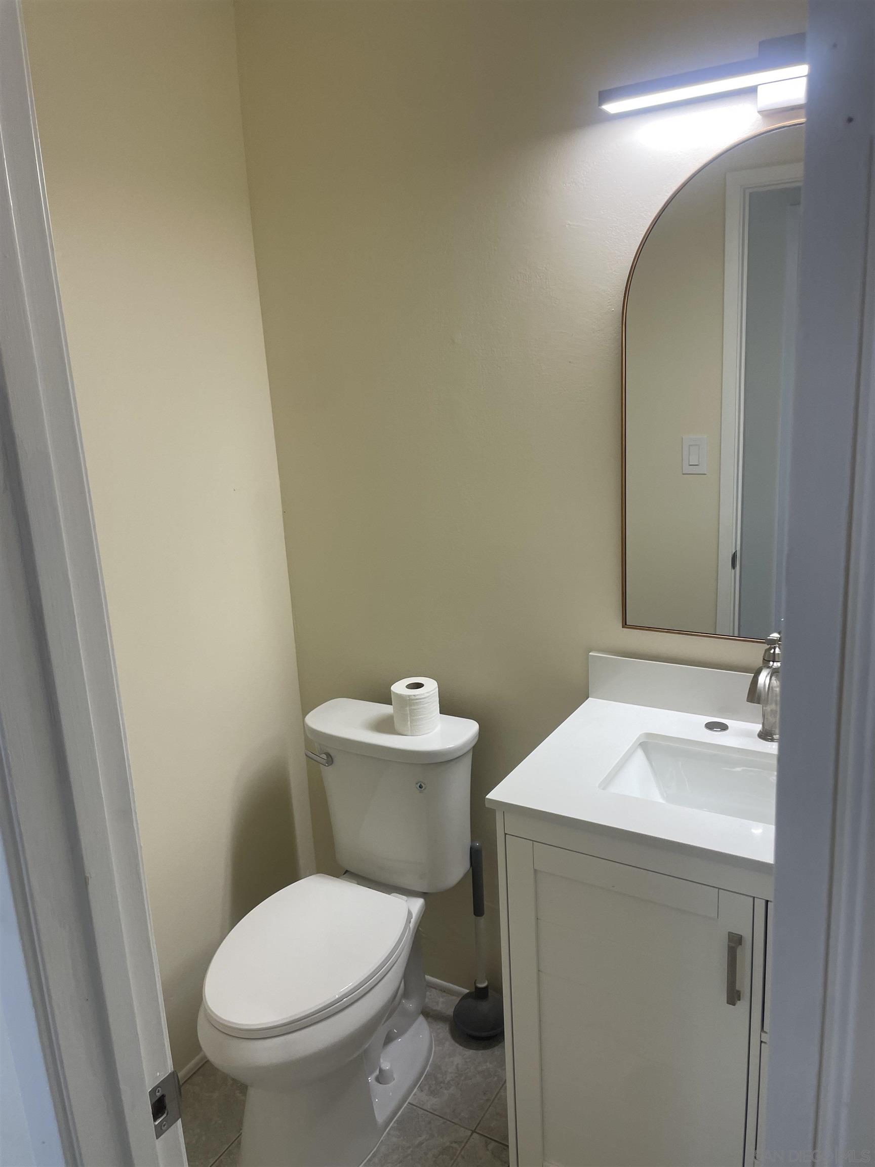 Detail Gallery Image 13 of 23 For 3282  Berger Avenue  #UNIT D5,  San Diego,  CA 92123 - 2 Beds | 1/1 Baths