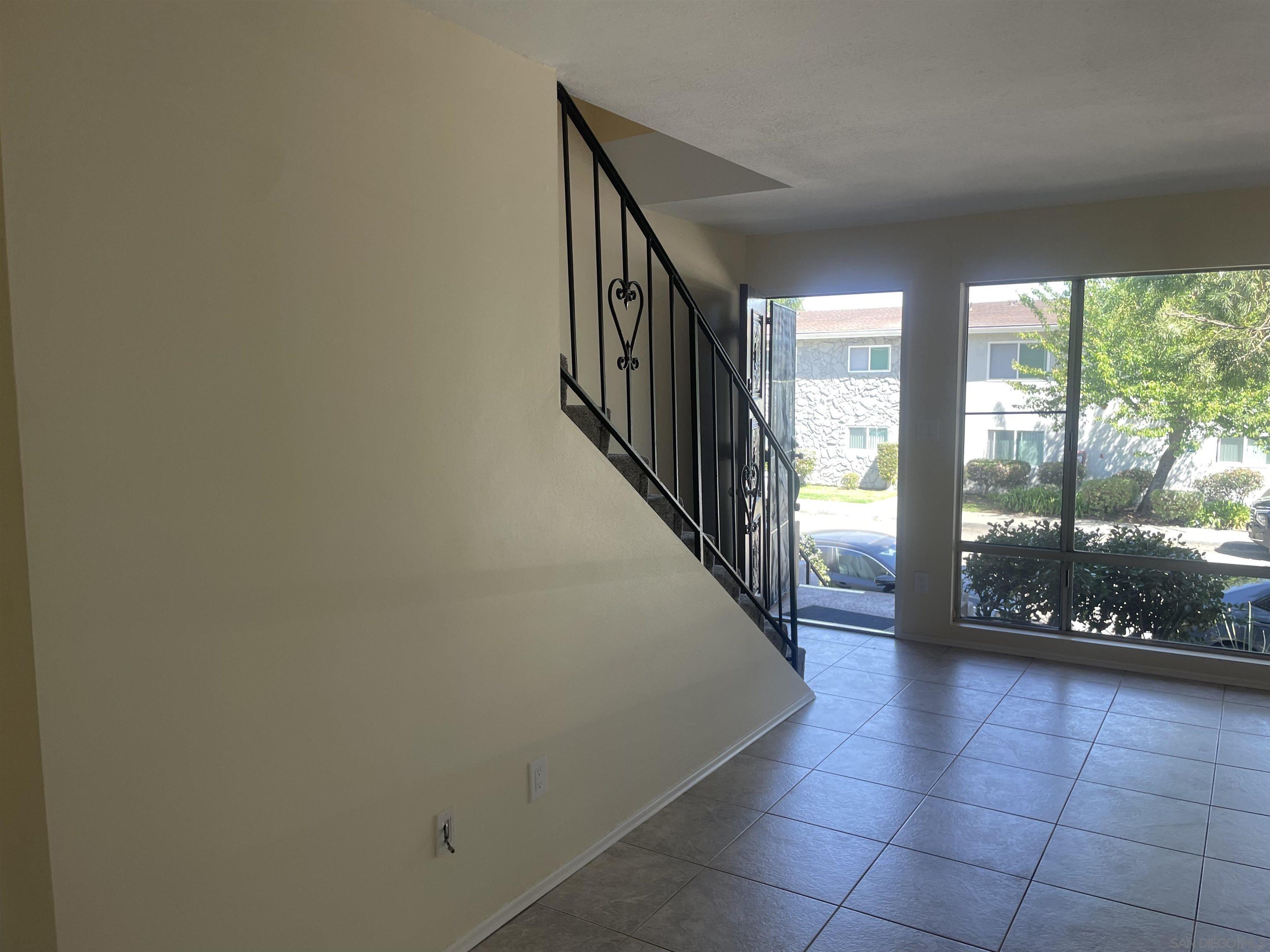 Detail Gallery Image 15 of 23 For 3282  Berger Avenue  #UNIT D5,  San Diego,  CA 92123 - 2 Beds | 1/1 Baths