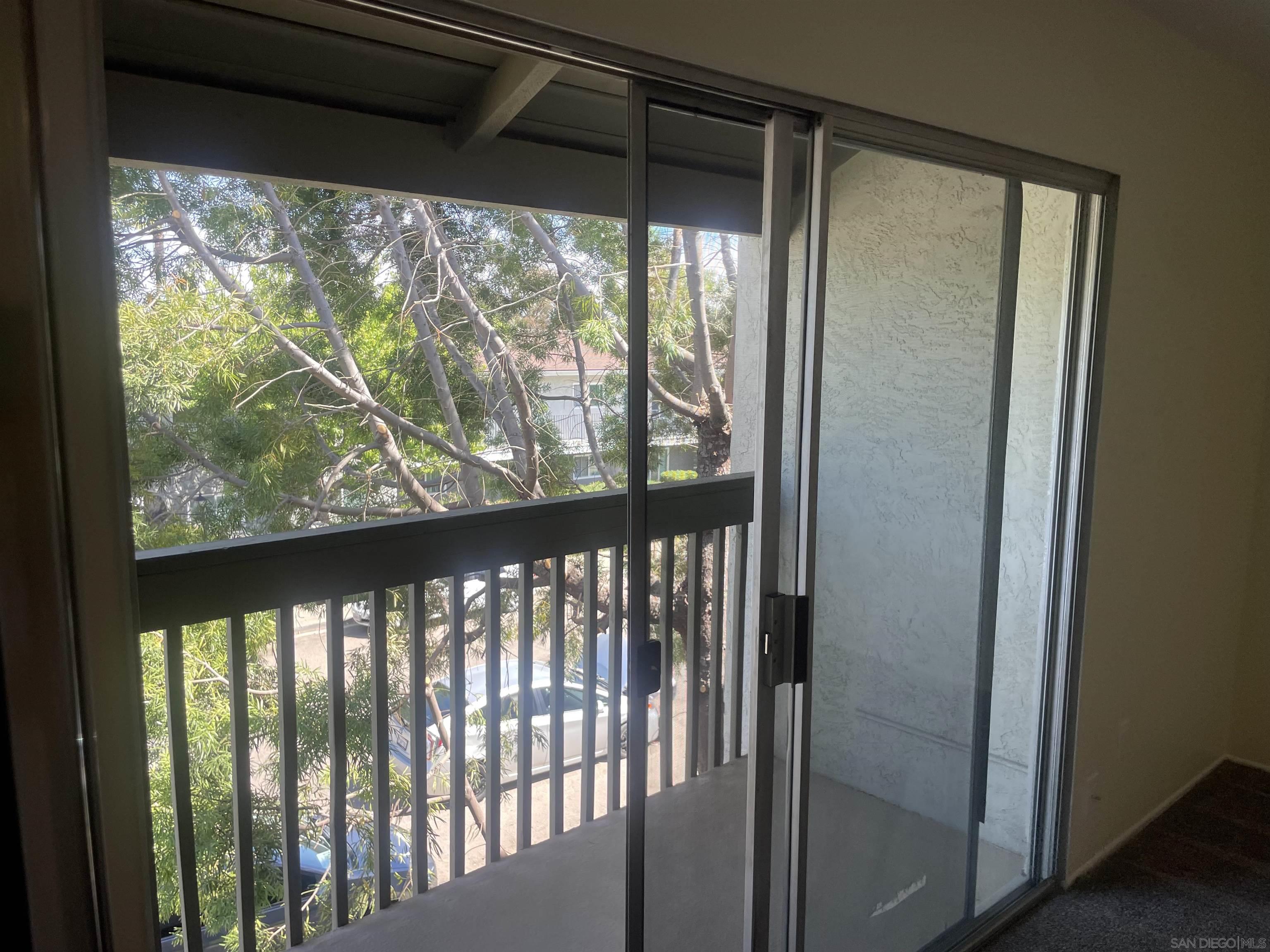 Detail Gallery Image 22 of 23 For 3282  Berger Avenue  #UNIT D5,  San Diego,  CA 92123 - 2 Beds | 1/1 Baths