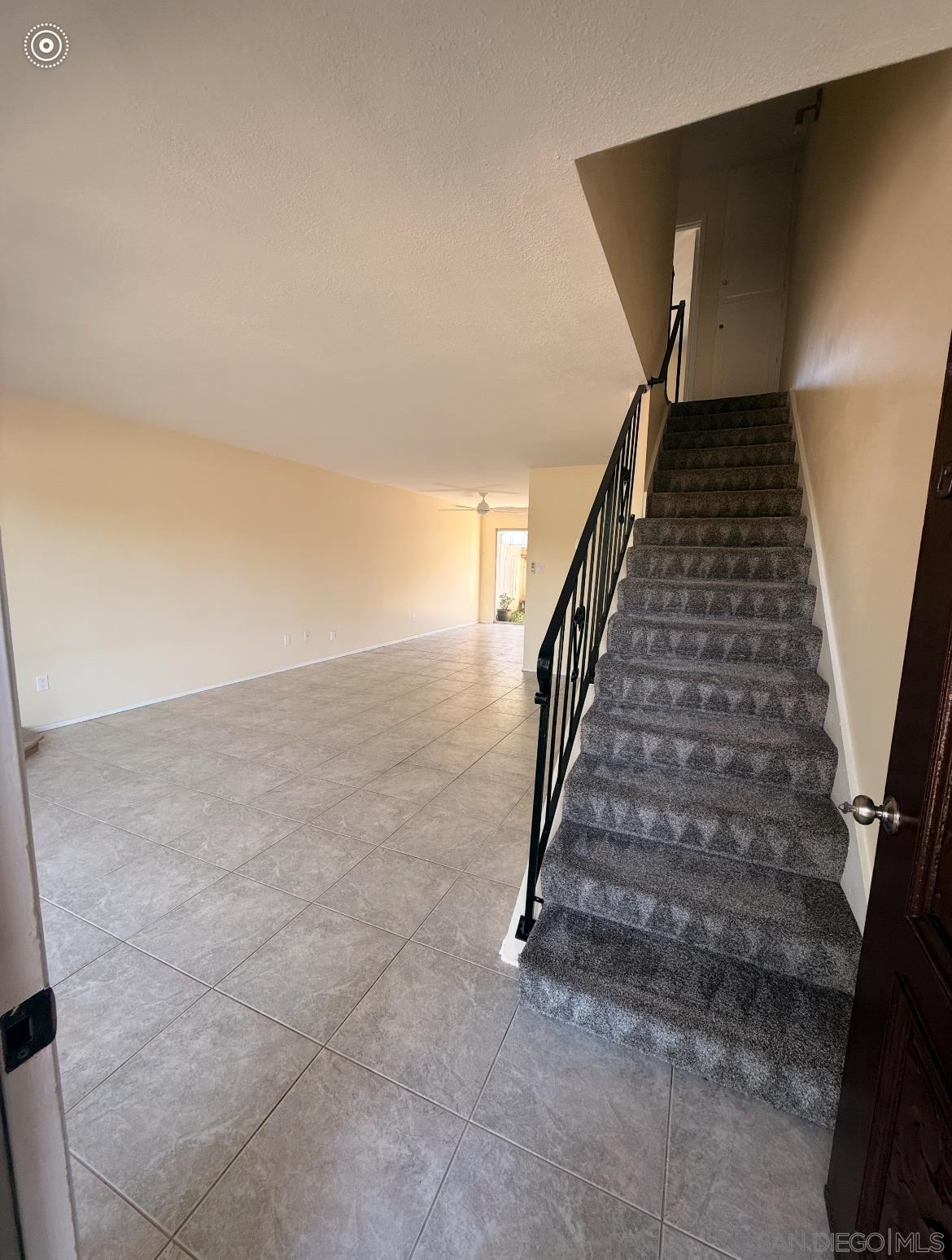 Detail Gallery Image 4 of 23 For 3282  Berger Avenue  #UNIT D5,  San Diego,  CA 92123 - 2 Beds | 1/1 Baths