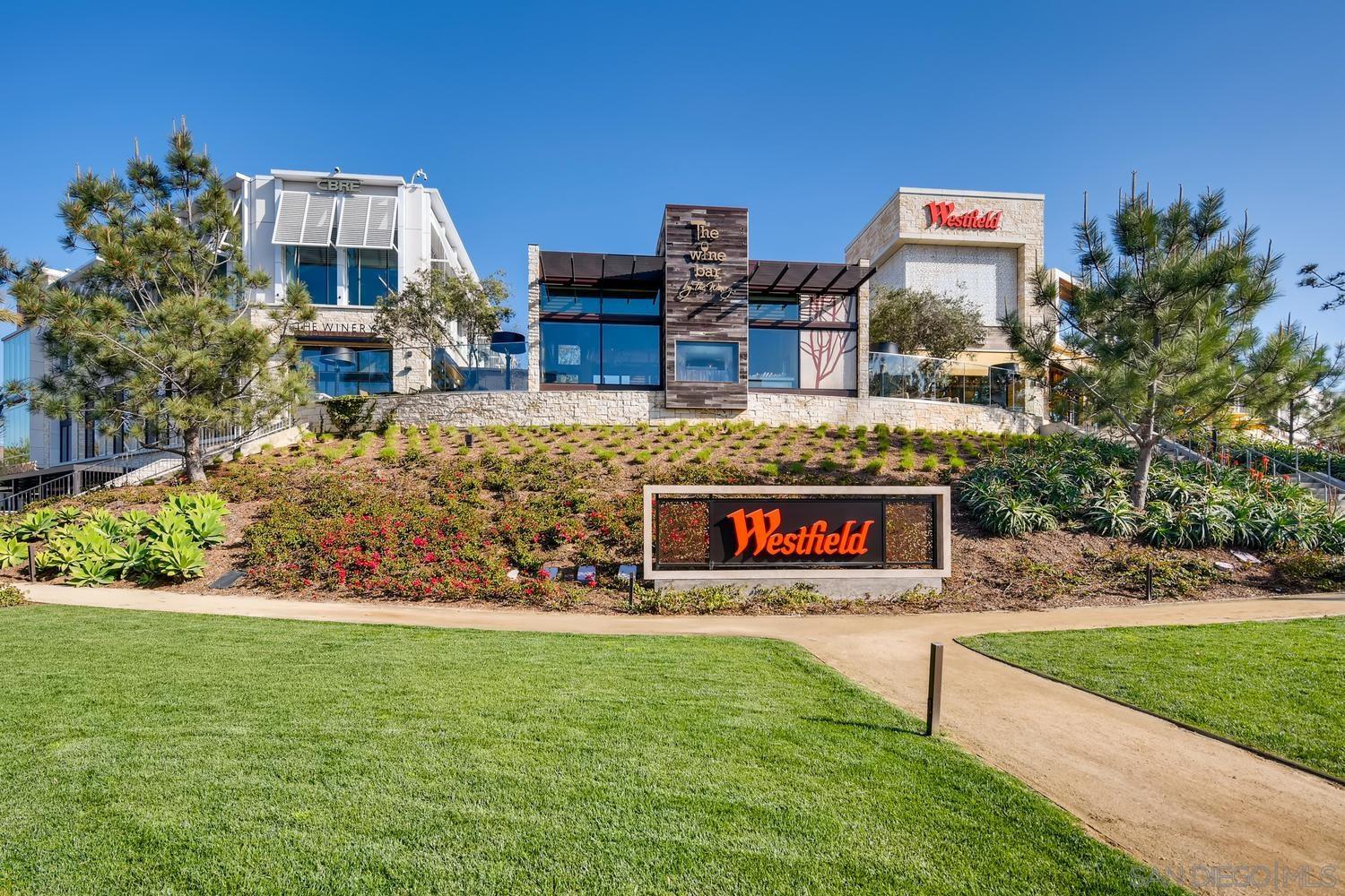 Detail Gallery Image 16 of 28 For 8308  Regents Rd  1h,  San Diego,  CA 92122 - 2 Beds | 1 Baths