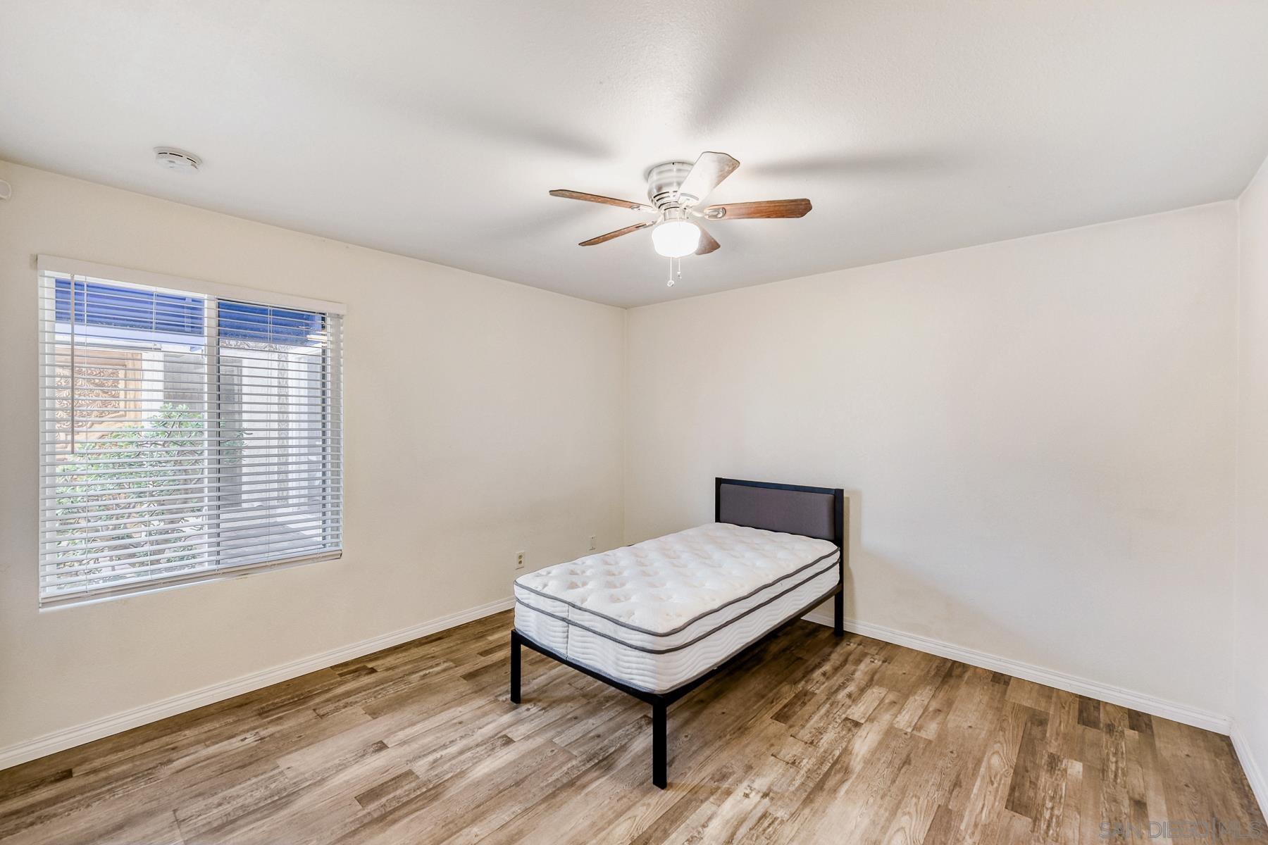 Detail Gallery Image 10 of 28 For 8308  Regents Rd  1h,  San Diego,  CA 92122 - 2 Beds | 1 Baths