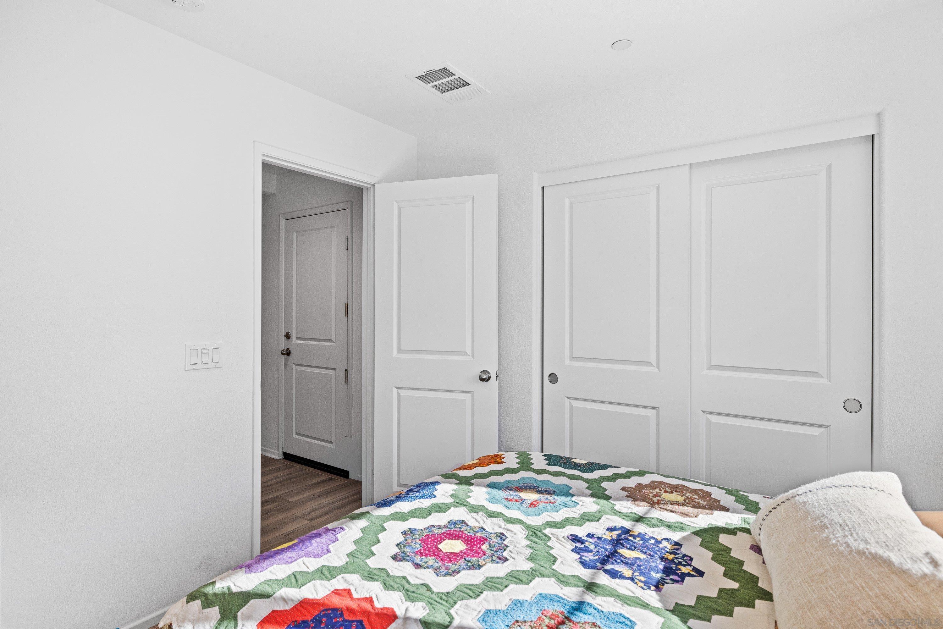 Detail Gallery Image 13 of 57 For 24060  Raptor Way, Lake Elsinore,  CA 92532 - 4 Beds | 2/1 Baths