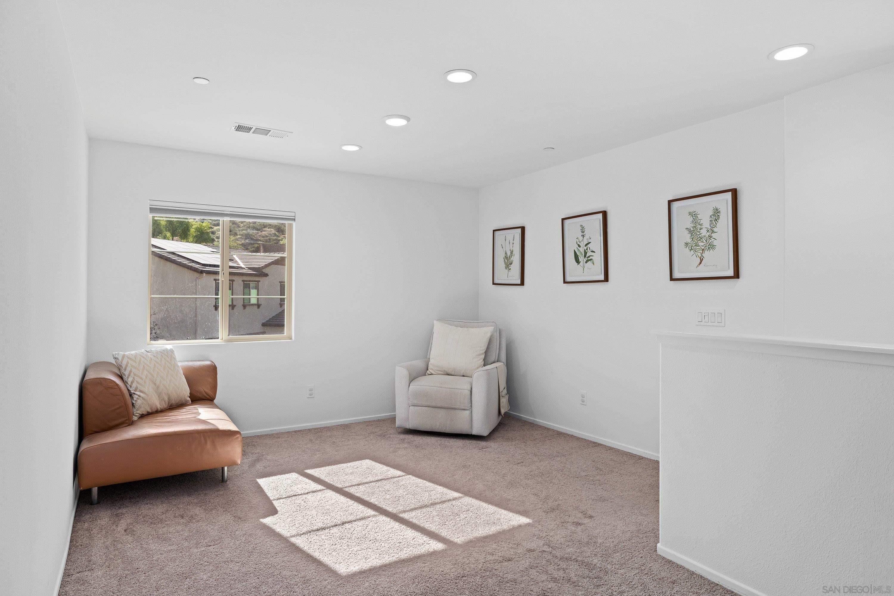 Detail Gallery Image 16 of 57 For 24060  Raptor Way, Lake Elsinore,  CA 92532 - 4 Beds | 2/1 Baths