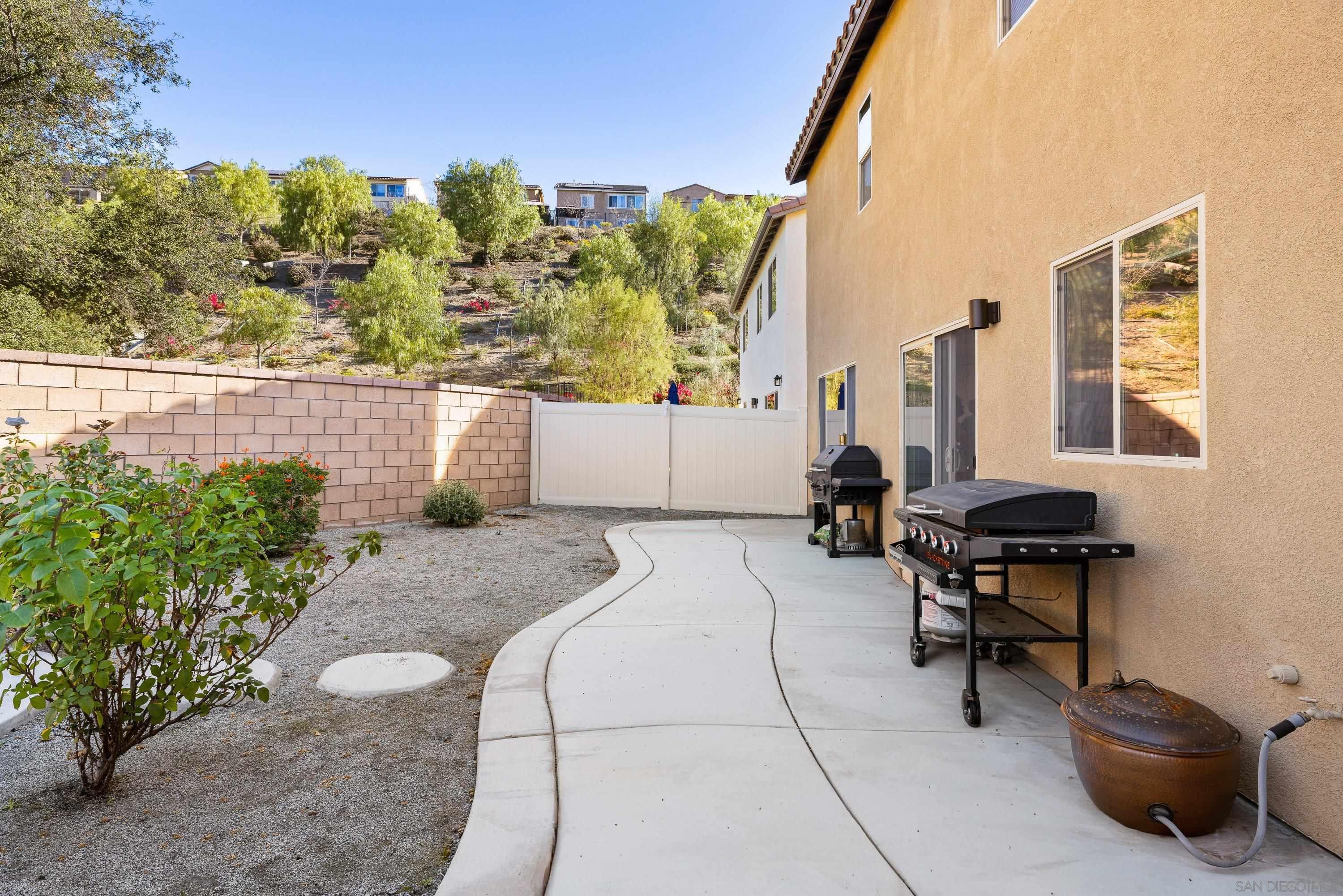 Detail Gallery Image 34 of 57 For 24060  Raptor Way, Lake Elsinore,  CA 92532 - 4 Beds | 2/1 Baths