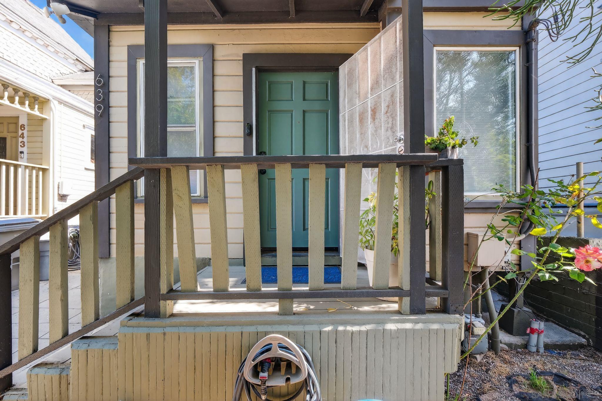 Detail Gallery Image 2 of 20 For 639  19th St., San Diego,  CA 92102 - 2 Beds | 1 Baths