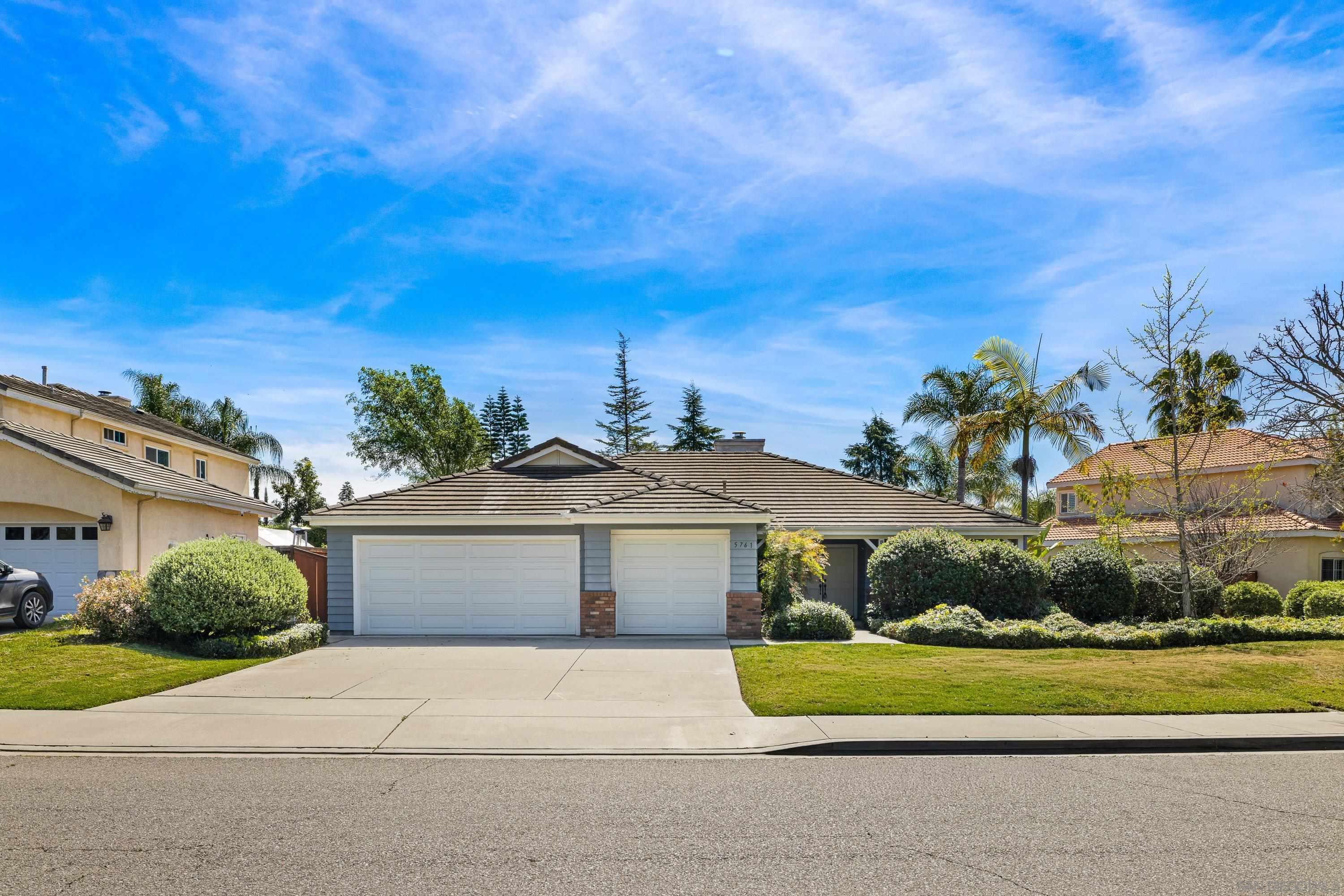 Detail Gallery Image 2 of 46 For 5761  Spur Ave, Oceanside,  CA 92057 - 4 Beds | 2 Baths