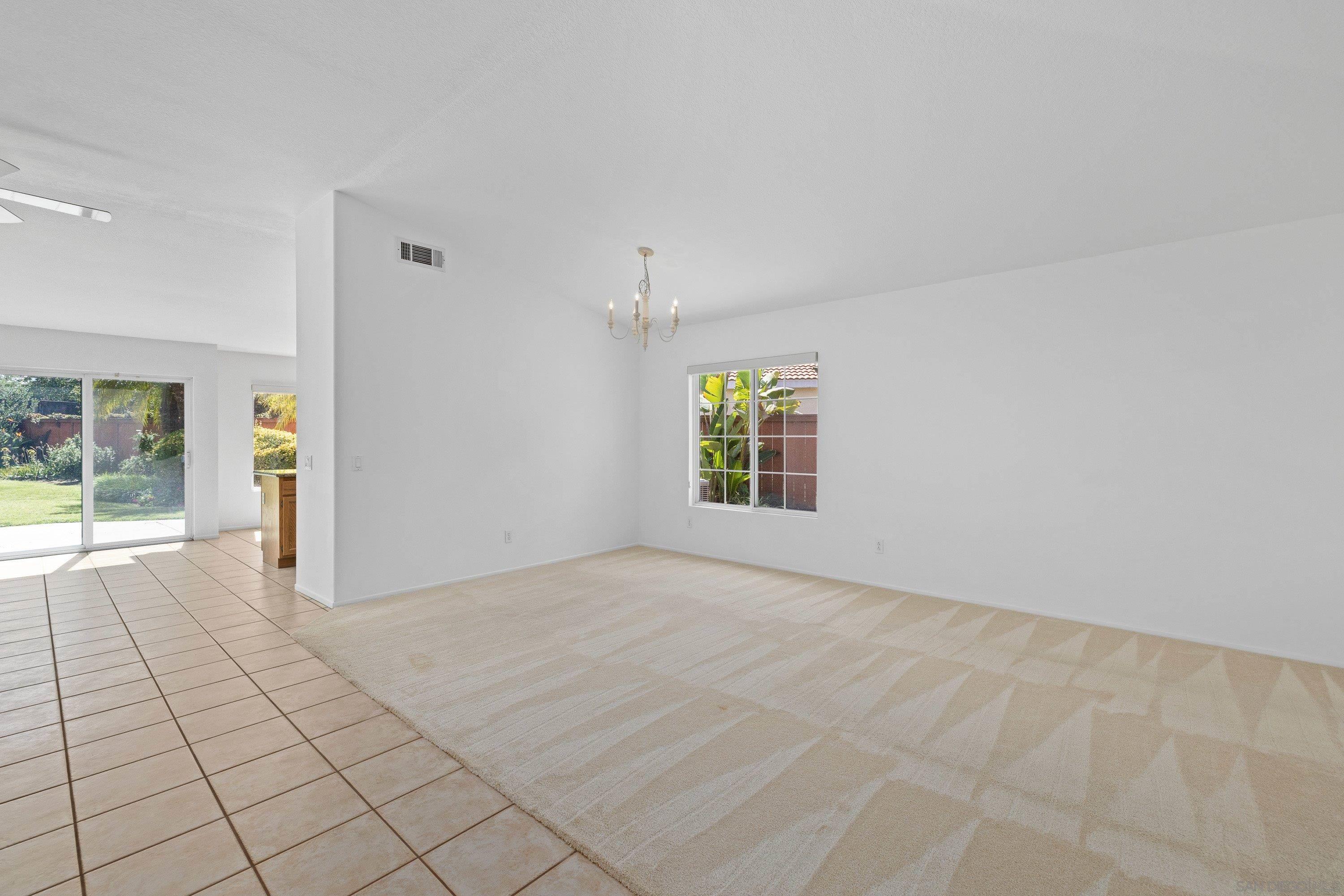 Detail Gallery Image 5 of 46 For 5761  Spur Ave, Oceanside,  CA 92057 - 4 Beds | 2 Baths
