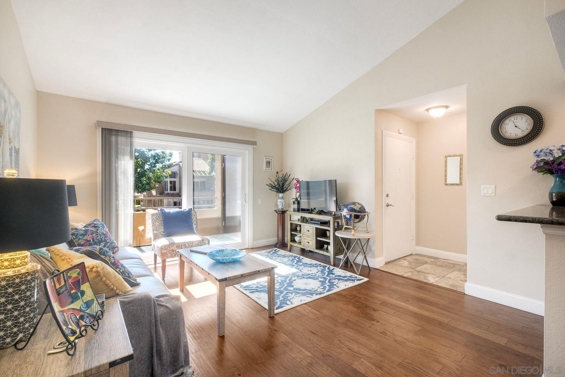 Detail Gallery Image 6 of 31 For 15293  Maturin Dr  #91,  San Diego,  CA 92127 - 1 Beds | 1 Baths