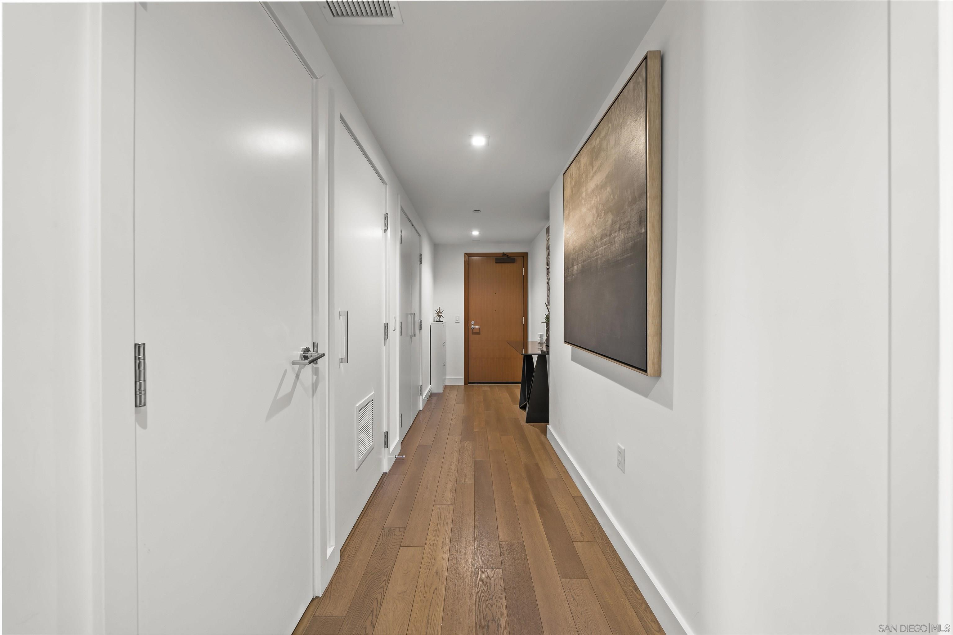 Detail Gallery Image 2 of 48 For 1388  Kettner Blvd  #1706,  San Diego,  CA 92101 - 2 Beds | 2 Baths