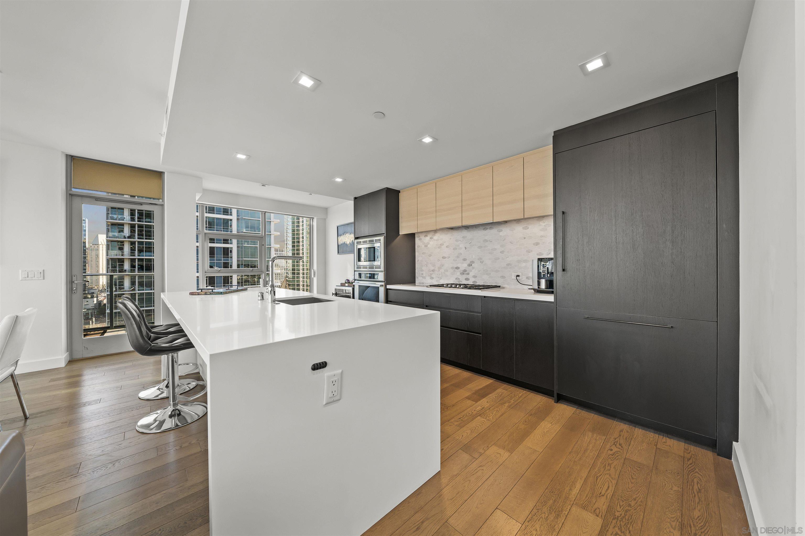 Detail Gallery Image 14 of 48 For 1388  Kettner Blvd  #1706,  San Diego,  CA 92101 - 2 Beds | 2 Baths