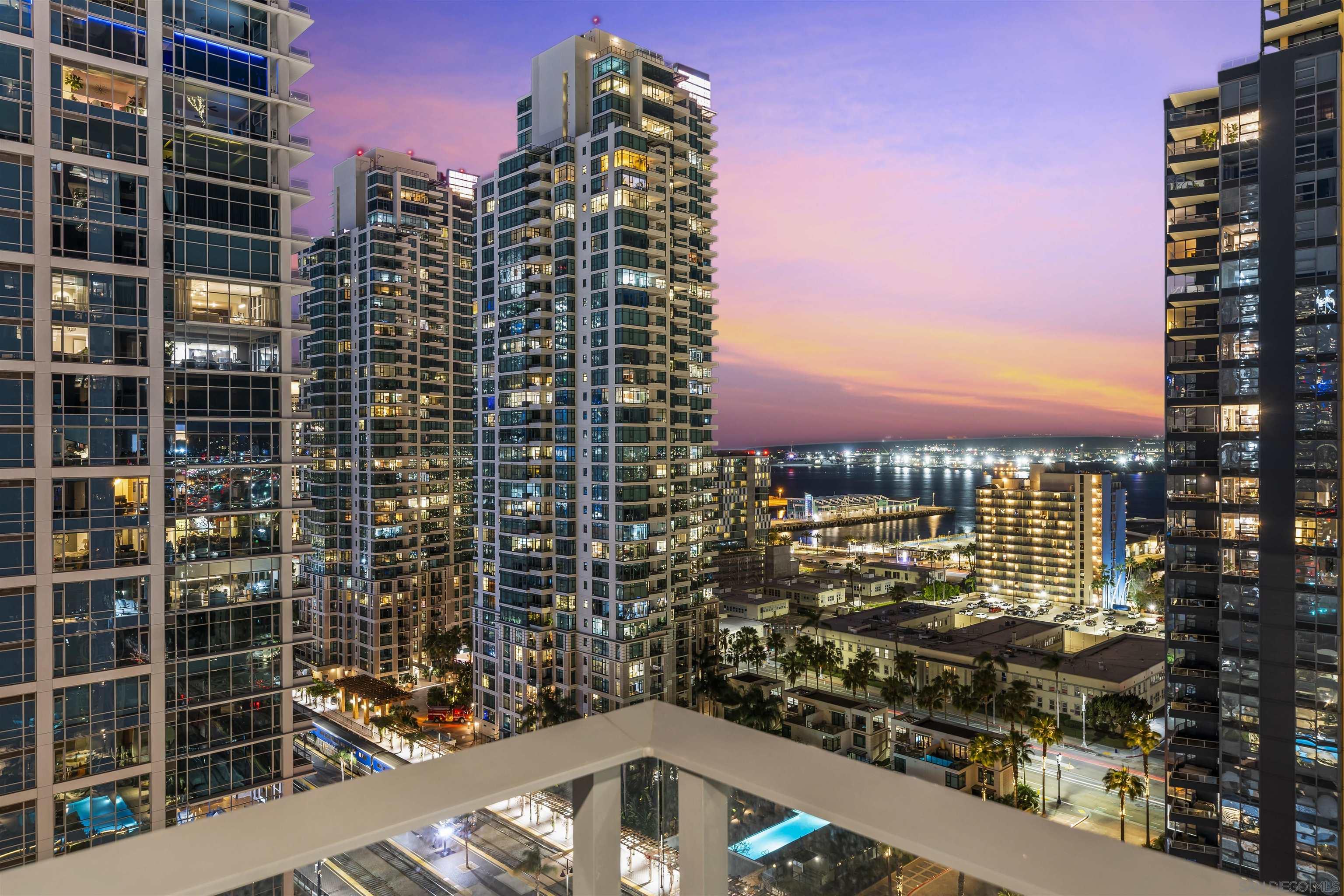 Detail Gallery Image 22 of 48 For 1388  Kettner Blvd  #1706,  San Diego,  CA 92101 - 2 Beds | 2 Baths