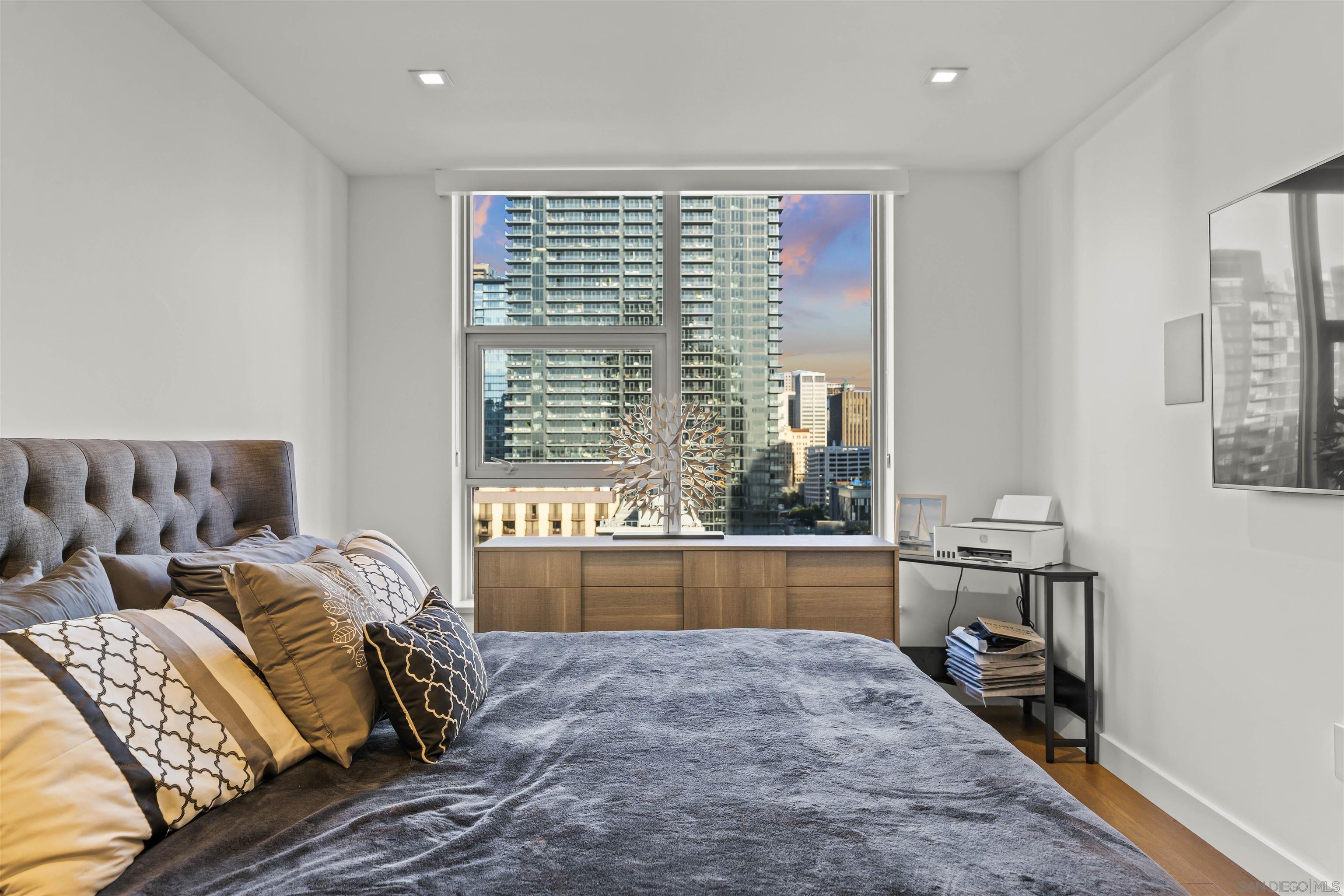 Detail Gallery Image 25 of 48 For 1388  Kettner Blvd  #1706,  San Diego,  CA 92101 - 2 Beds | 2 Baths