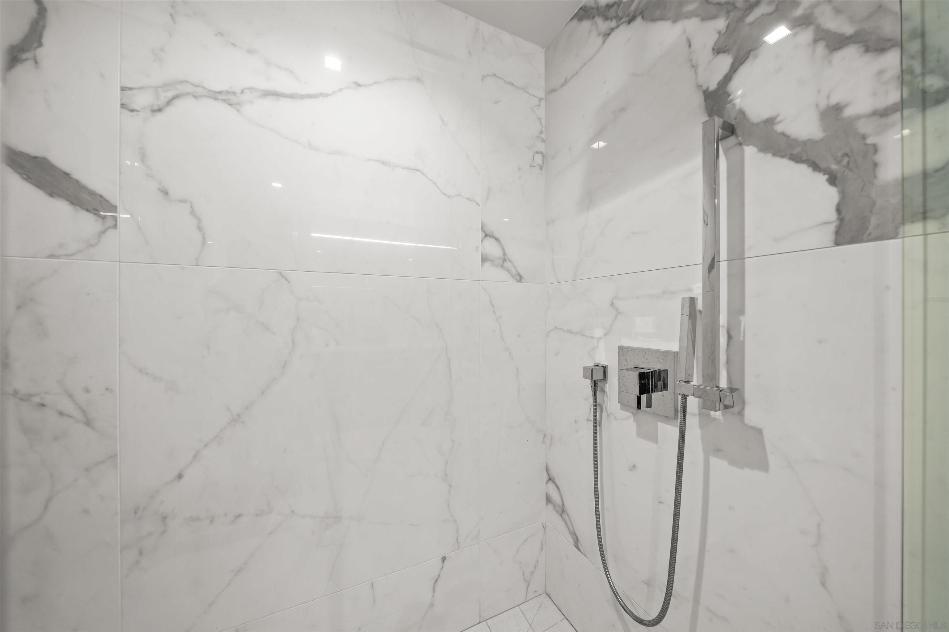 Detail Gallery Image 29 of 48 For 1388  Kettner Blvd  #1706,  San Diego,  CA 92101 - 2 Beds | 2 Baths