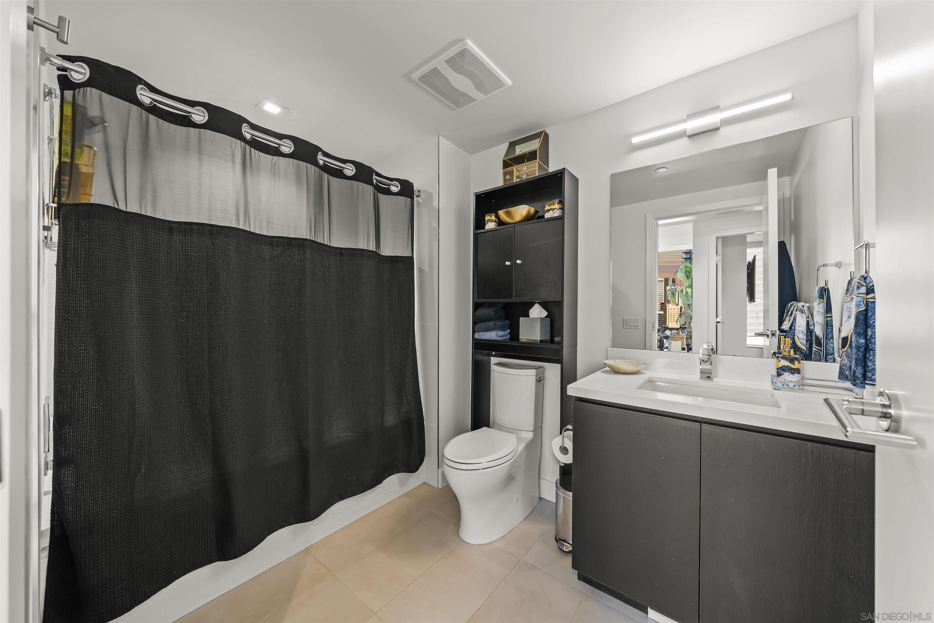 Detail Gallery Image 31 of 48 For 1388  Kettner Blvd  #1706,  San Diego,  CA 92101 - 2 Beds | 2 Baths