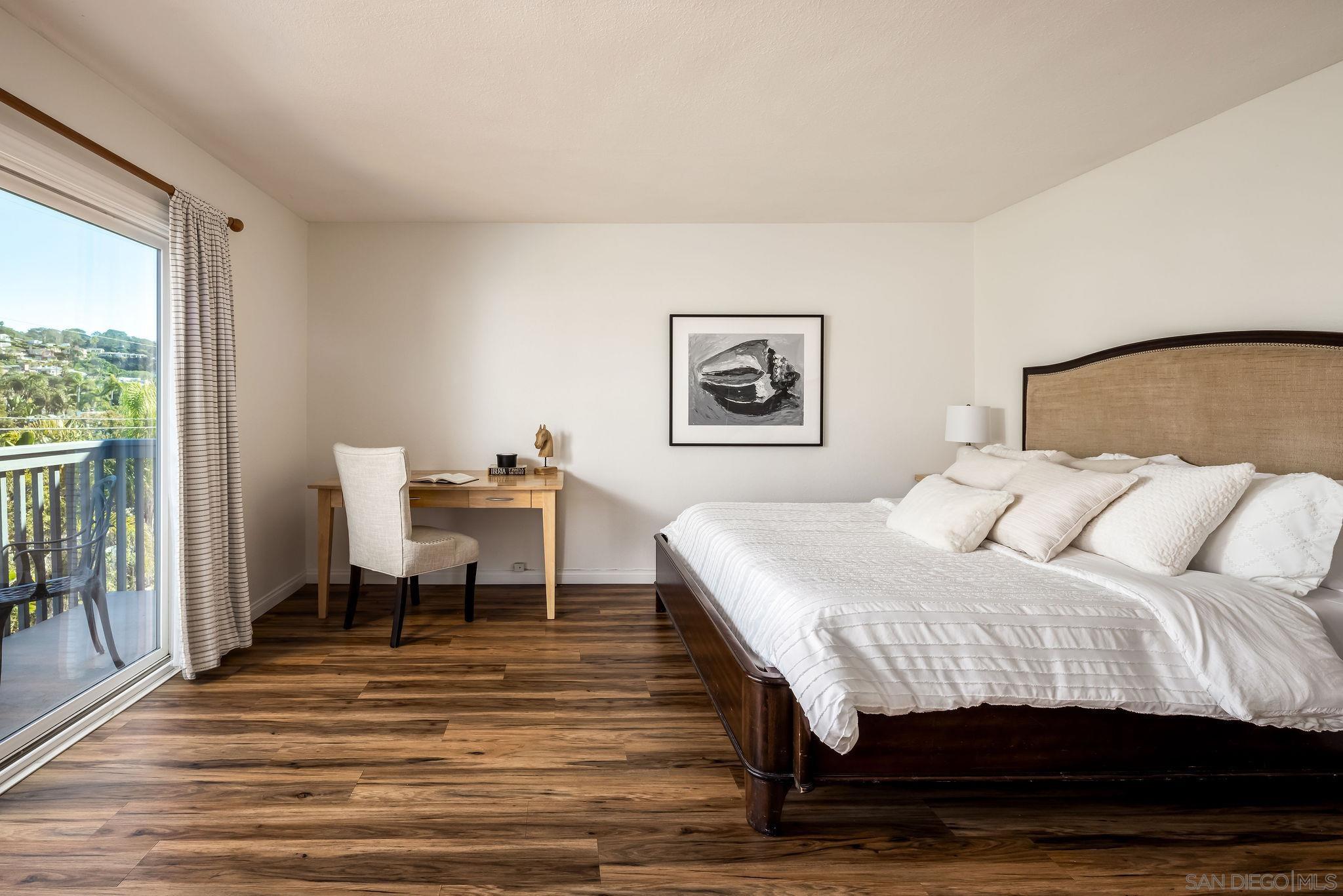 Detail Gallery Image 17 of 31 For 2721  Camino Del Mar, Del Mar,  CA 92014 - 2 Beds | 2 Baths