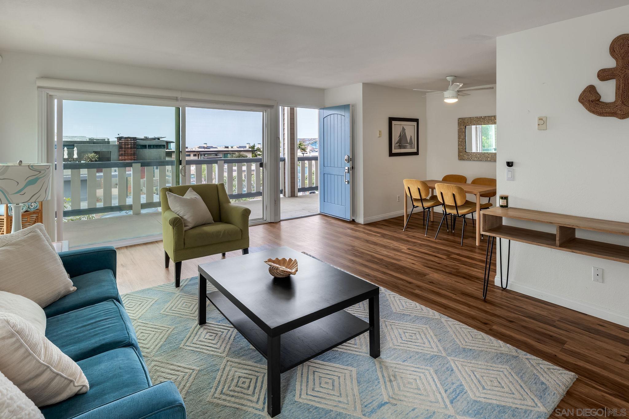 Detail Gallery Image 7 of 31 For 2721  Camino Del Mar, Del Mar,  CA 92014 - 2 Beds | 2 Baths