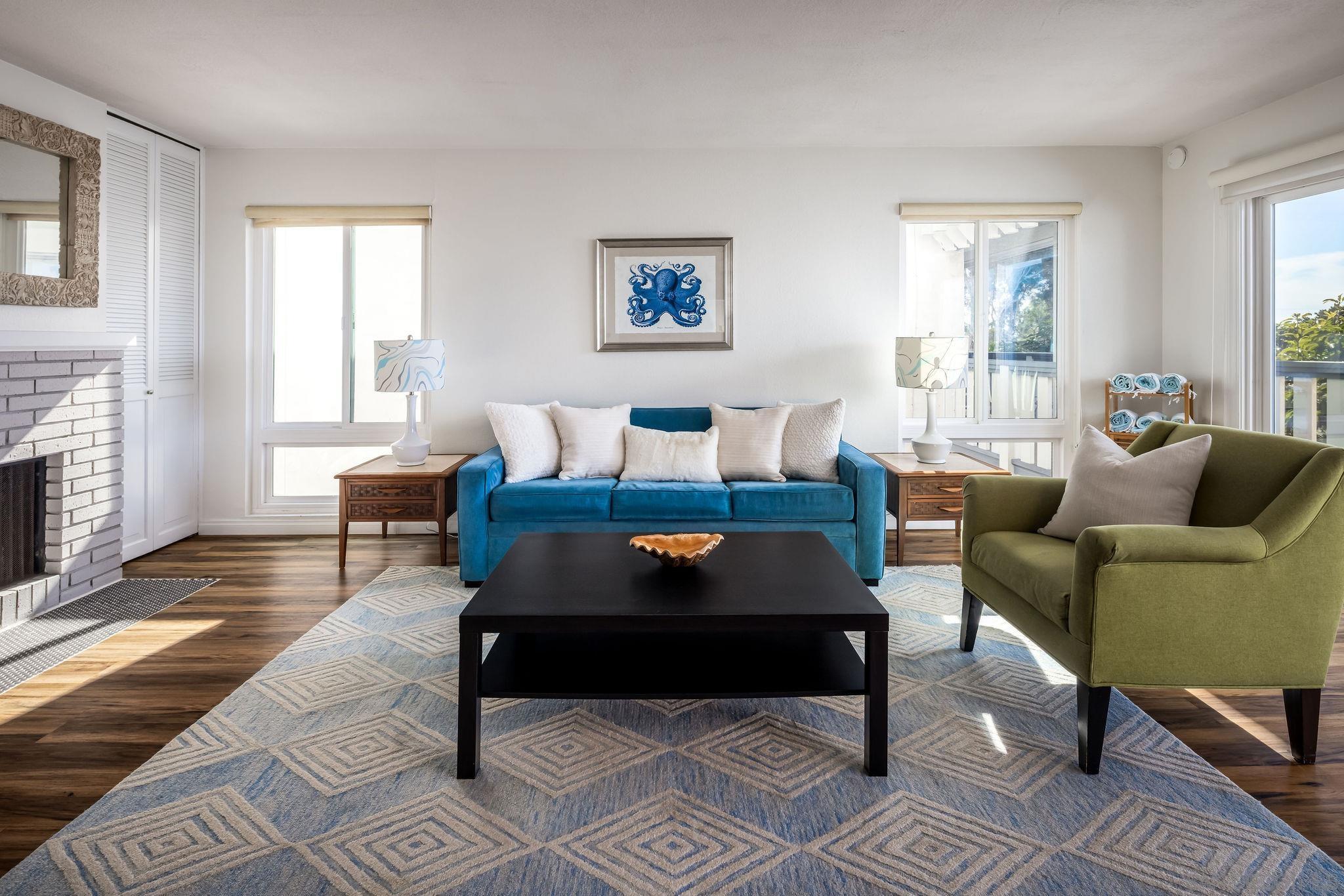 Detail Gallery Image 9 of 31 For 2721  Camino Del Mar, Del Mar,  CA 92014 - 2 Beds | 2 Baths