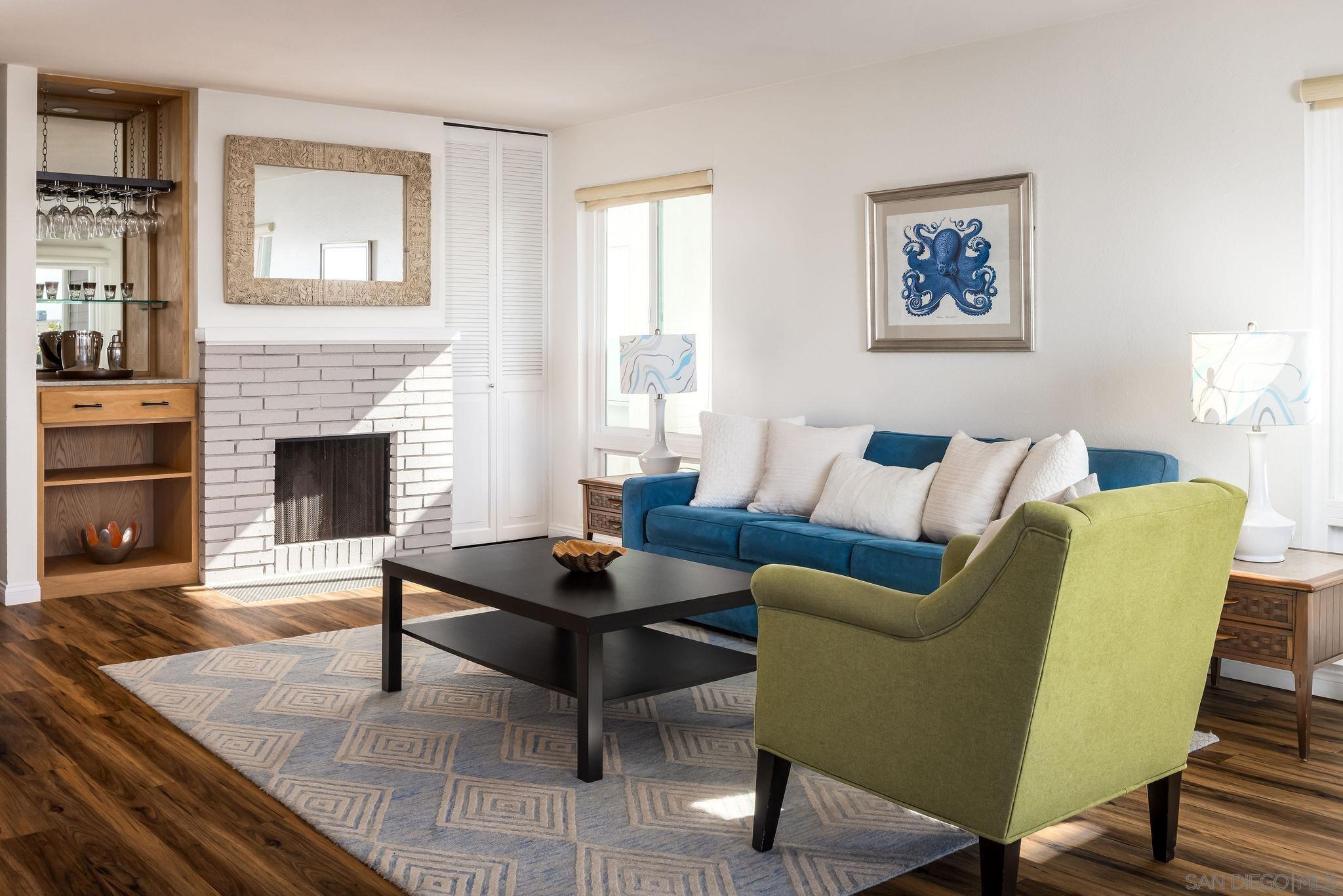 Detail Gallery Image 10 of 31 For 2721  Camino Del Mar, Del Mar,  CA 92014 - 2 Beds | 2 Baths