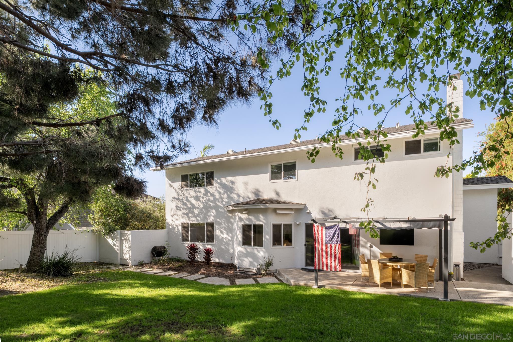 Detail Gallery Image 24 of 36 For 2927  Levante St, Carlsbad,  CA 92009 - 4 Beds | 2/1 Baths