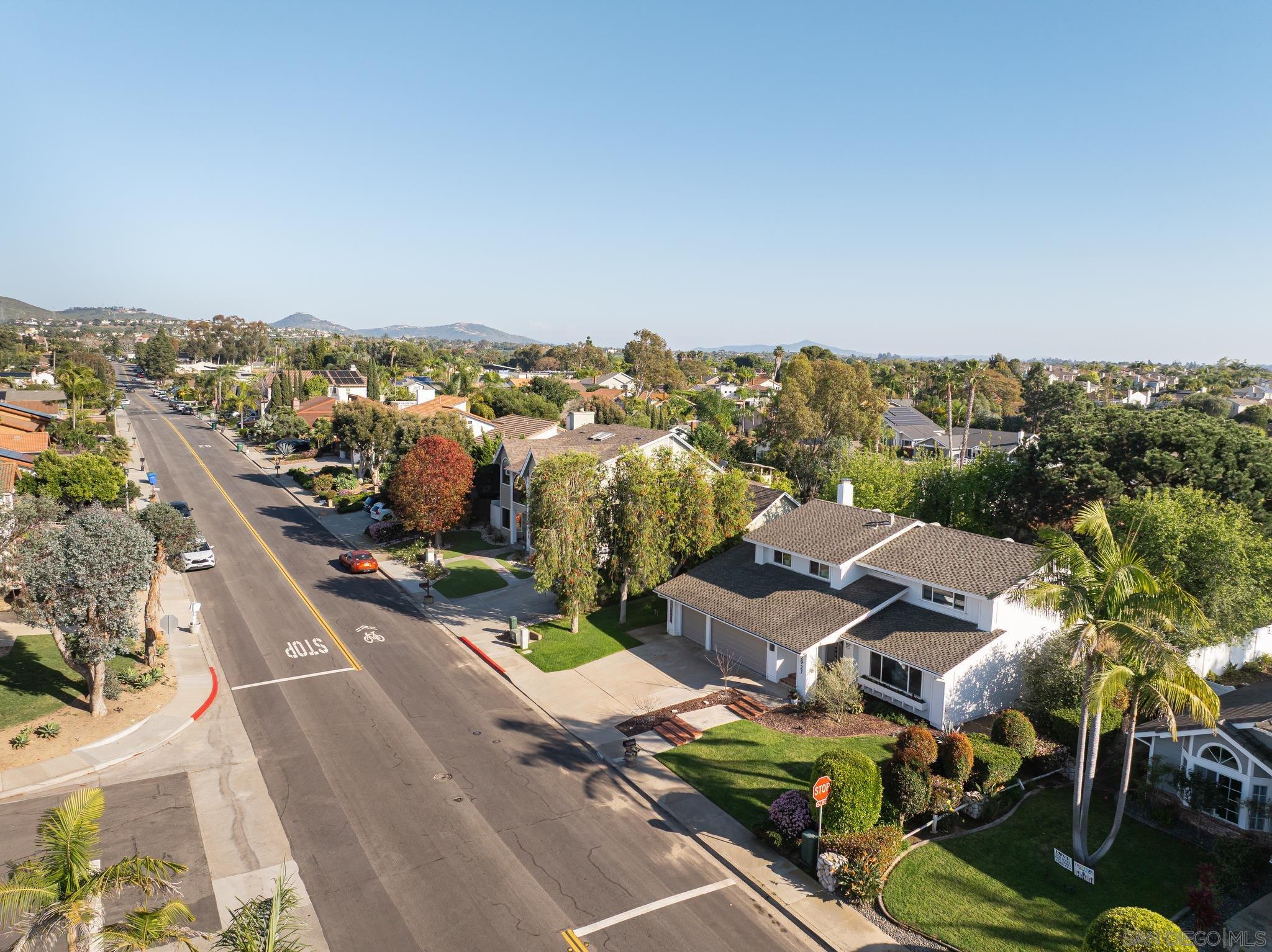 Detail Gallery Image 31 of 36 For 2927  Levante St, Carlsbad,  CA 92009 - 4 Beds | 2/1 Baths
