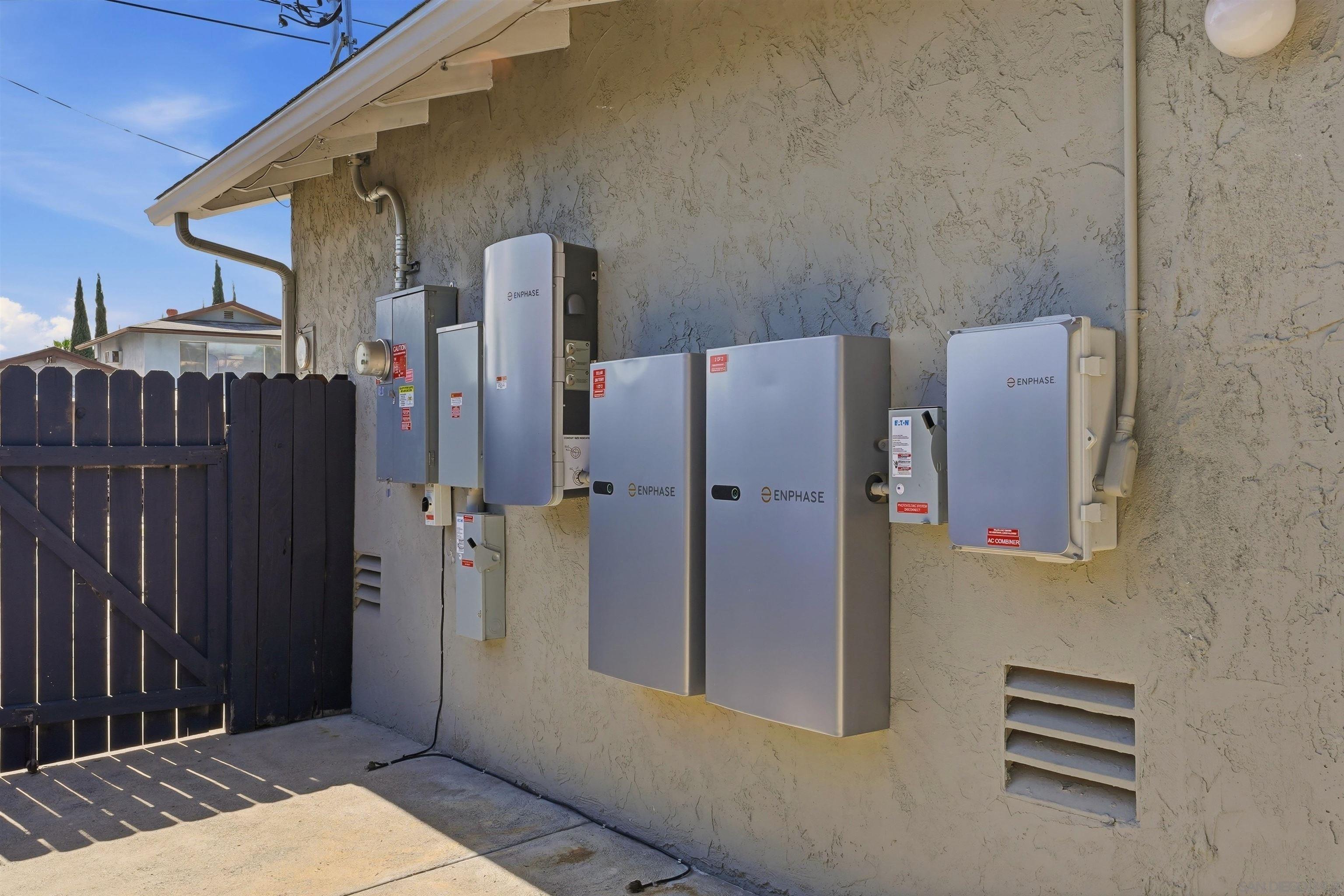 Detail Gallery Image 41 of 53 For 8182  Beaver Lake Dr, San Diego,  CA 92119 - 3 Beds | 2 Baths