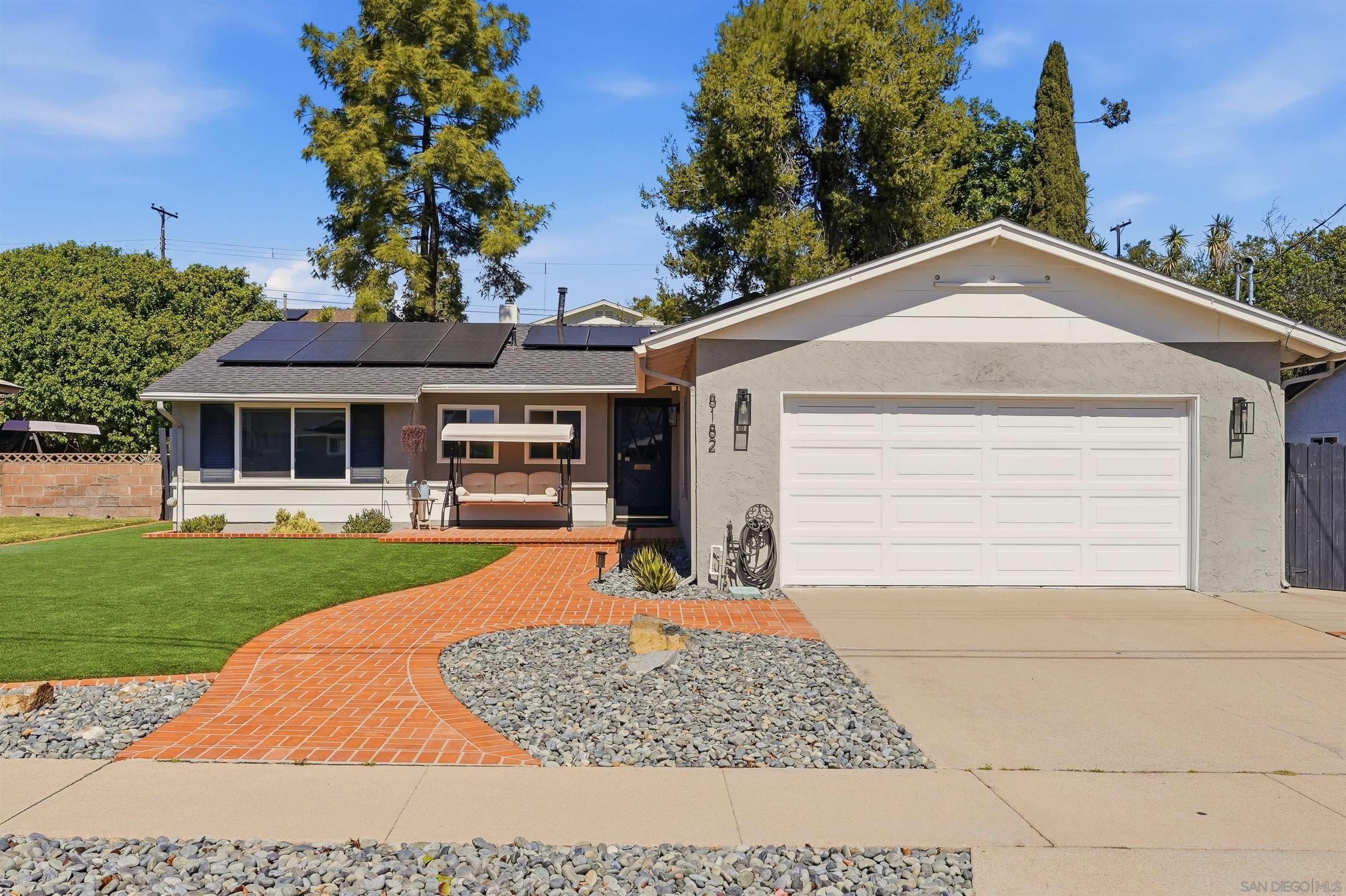 Detail Gallery Image 8 of 53 For 8182  Beaver Lake Dr, San Diego,  CA 92119 - 3 Beds | 2 Baths