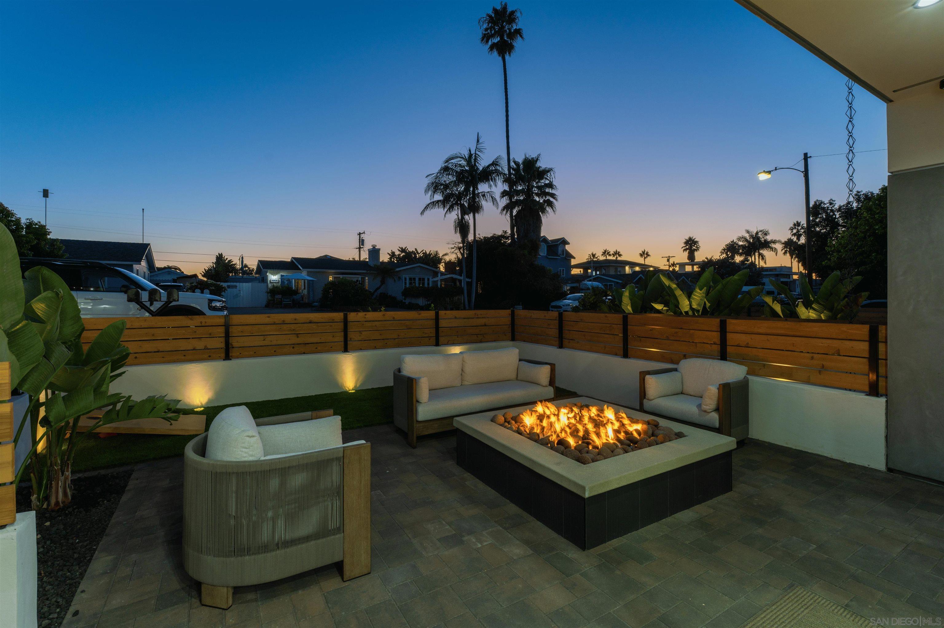 Detail Gallery Image 11 of 40 For 5140  Los Robles Dr, Carlsbad,  CA 92008 - – Beds | – Baths