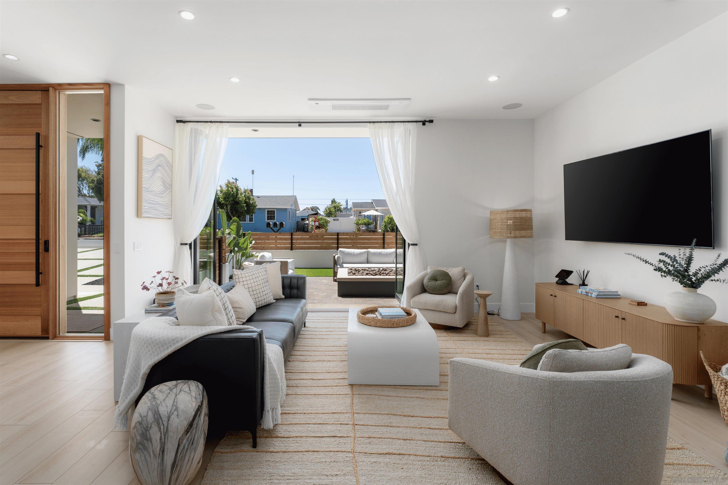 Detail Gallery Image 14 of 40 For 5140  Los Robles Dr, Carlsbad,  CA 92008 - – Beds | – Baths