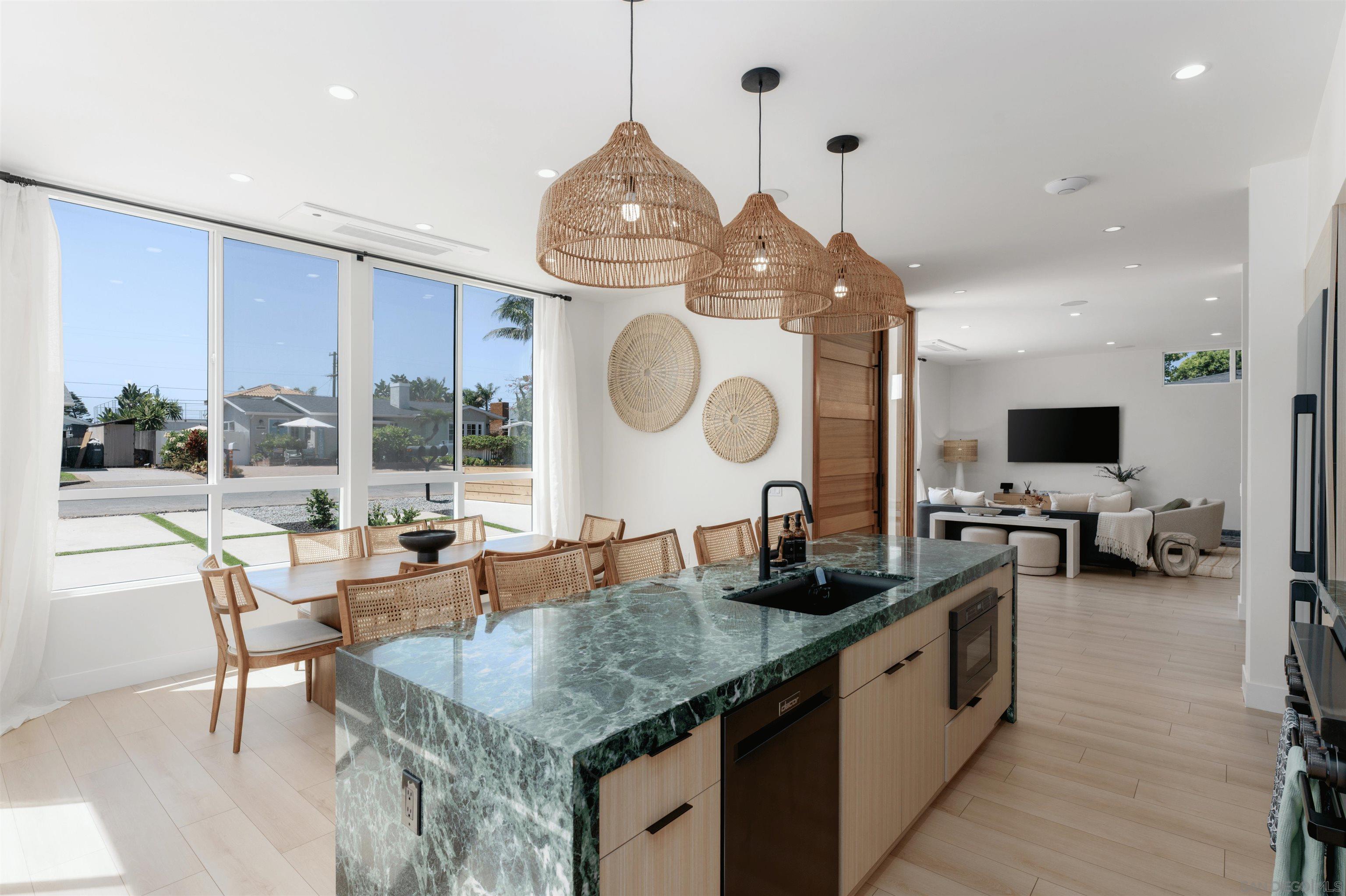 Detail Gallery Image 17 of 40 For 5140  Los Robles Dr, Carlsbad,  CA 92008 - – Beds | – Baths