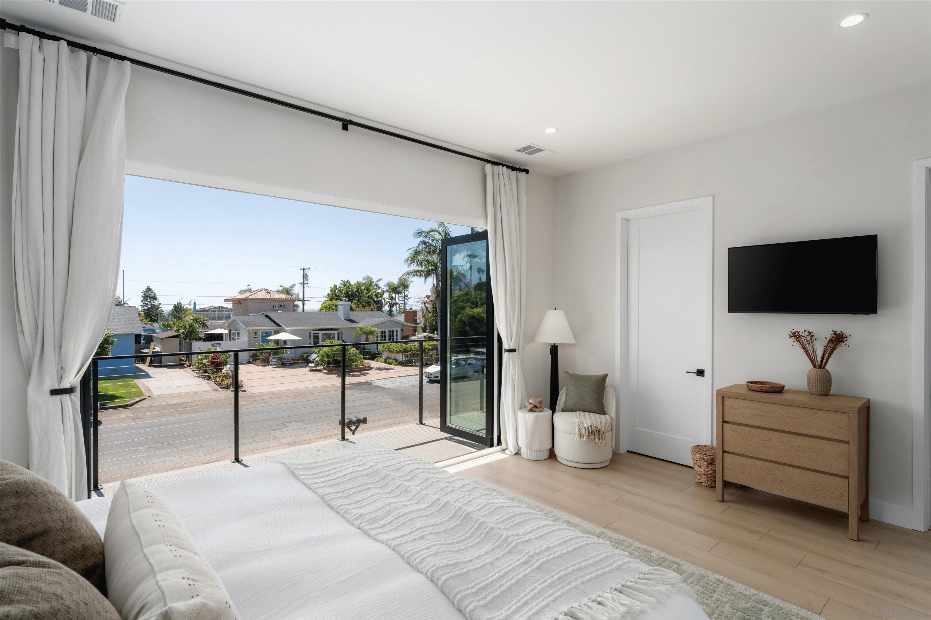 Detail Gallery Image 25 of 40 For 5140  Los Robles Dr, Carlsbad,  CA 92008 - – Beds | – Baths