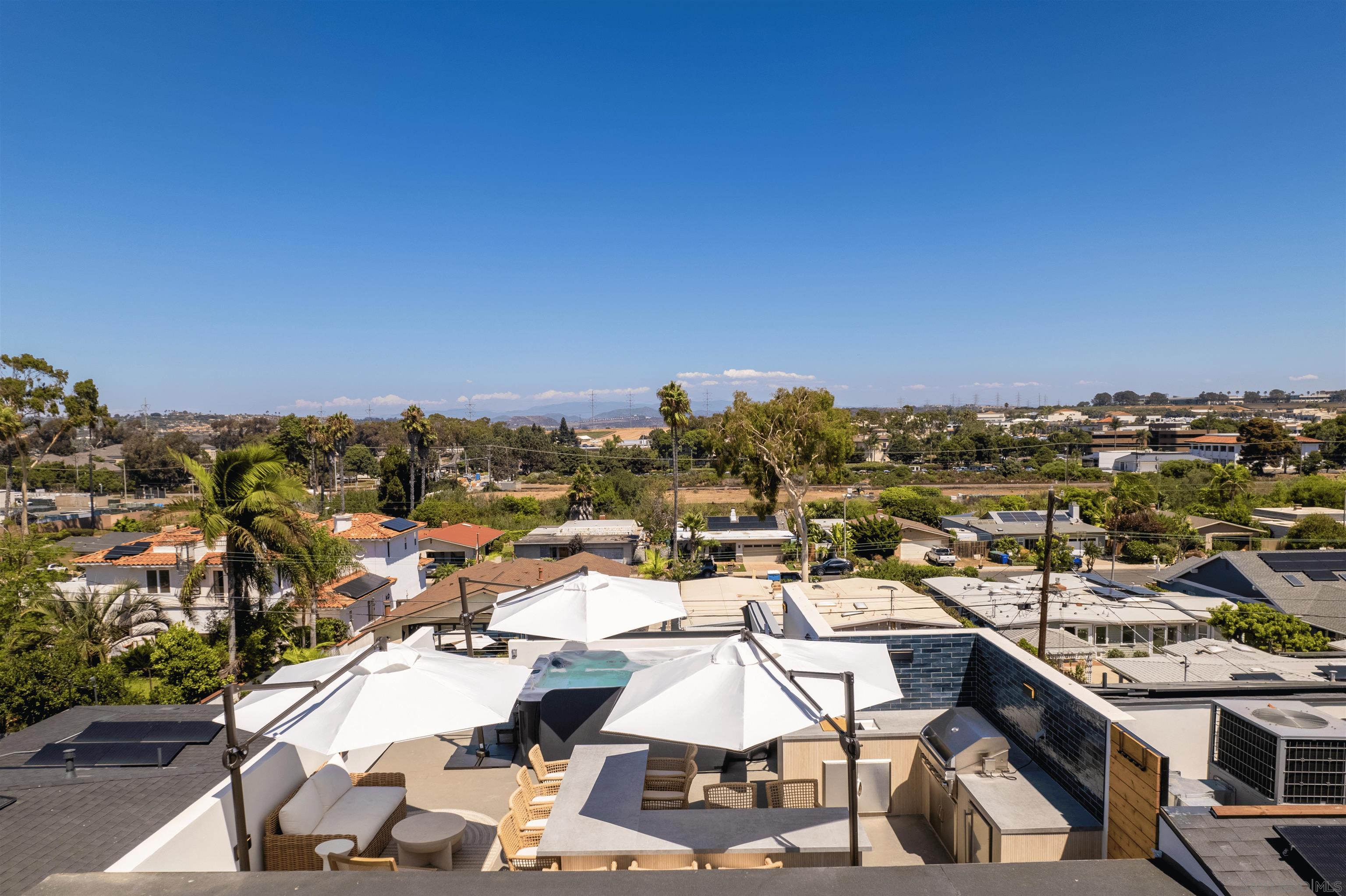 Detail Gallery Image 37 of 40 For 5140  Los Robles Dr, Carlsbad,  CA 92008 - – Beds | – Baths