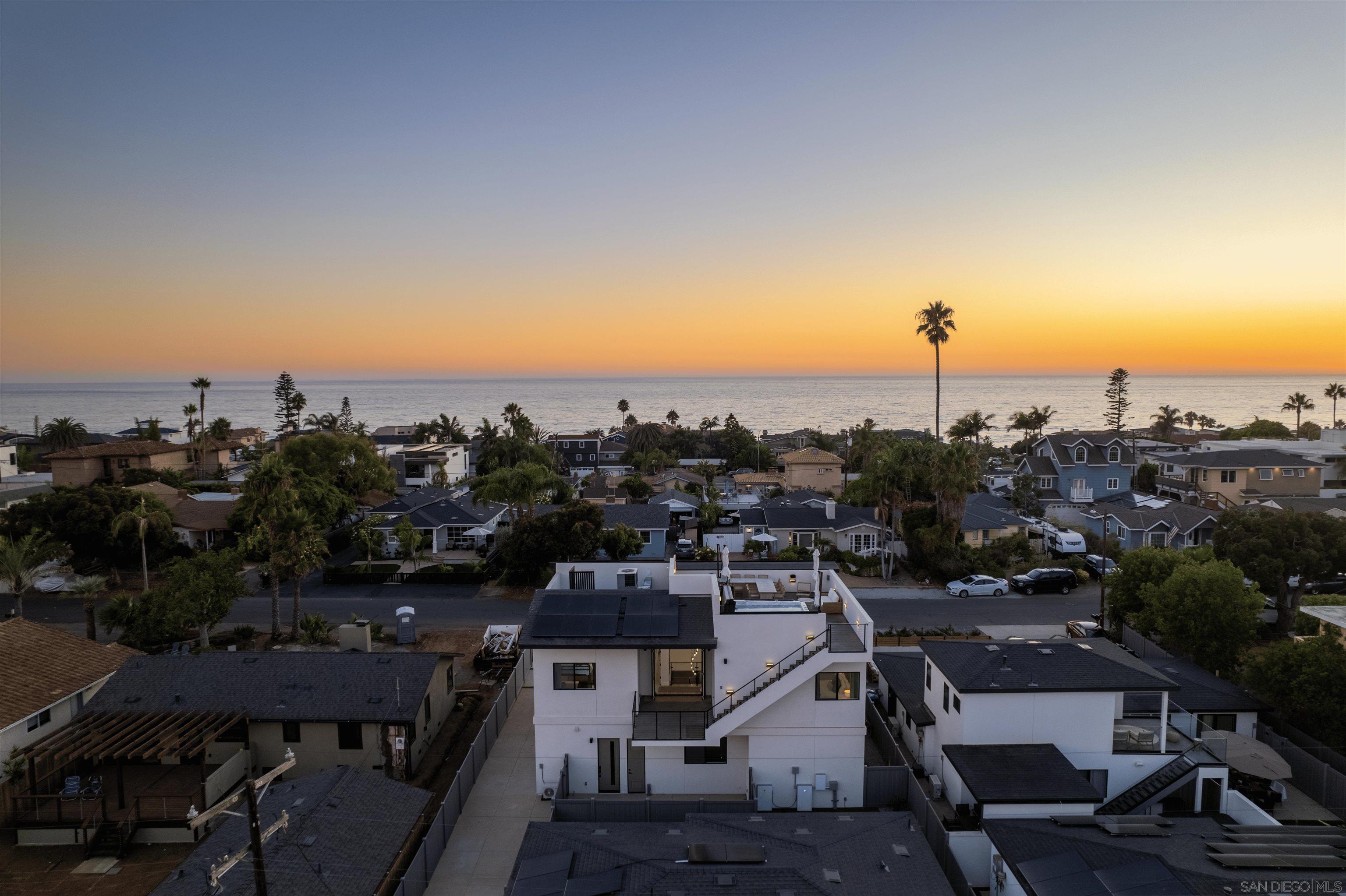 Detail Gallery Image 5 of 40 For 5140  Los Robles Dr, Carlsbad,  CA 92008 - – Beds | – Baths