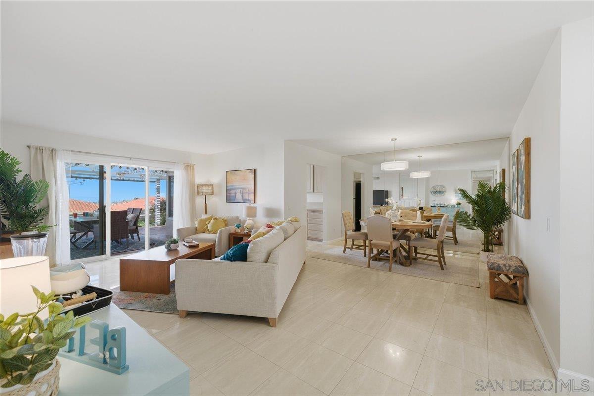 Detail Gallery Image 7 of 27 For 6733  Hyacinth, Carlsbad,  CA 92011 - 2 Beds | 2 Baths