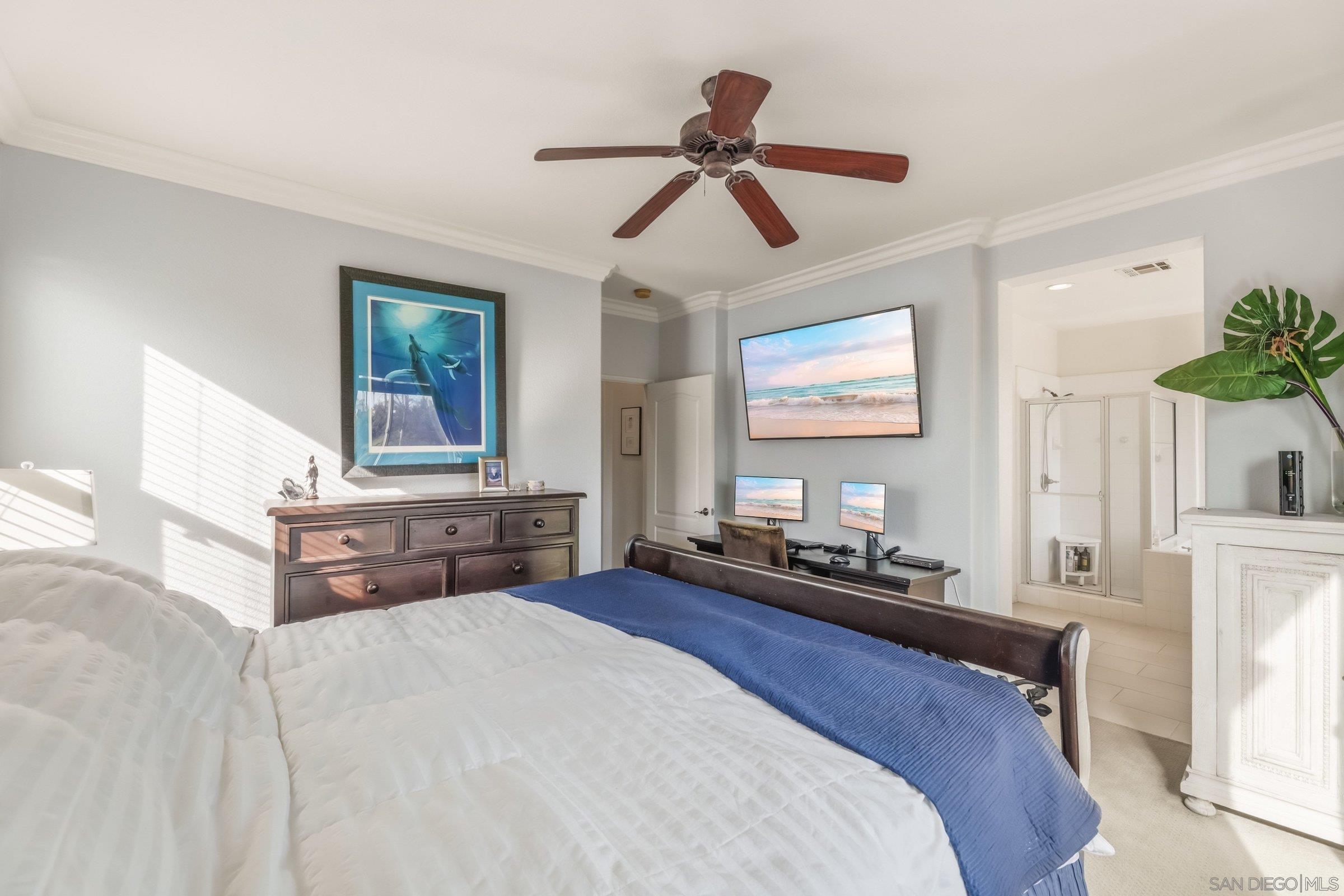 Detail Gallery Image 16 of 33 For 8283  Bryn Glen Way, San Diego,  CA 92129 - 3 Beds | 2/1 Baths