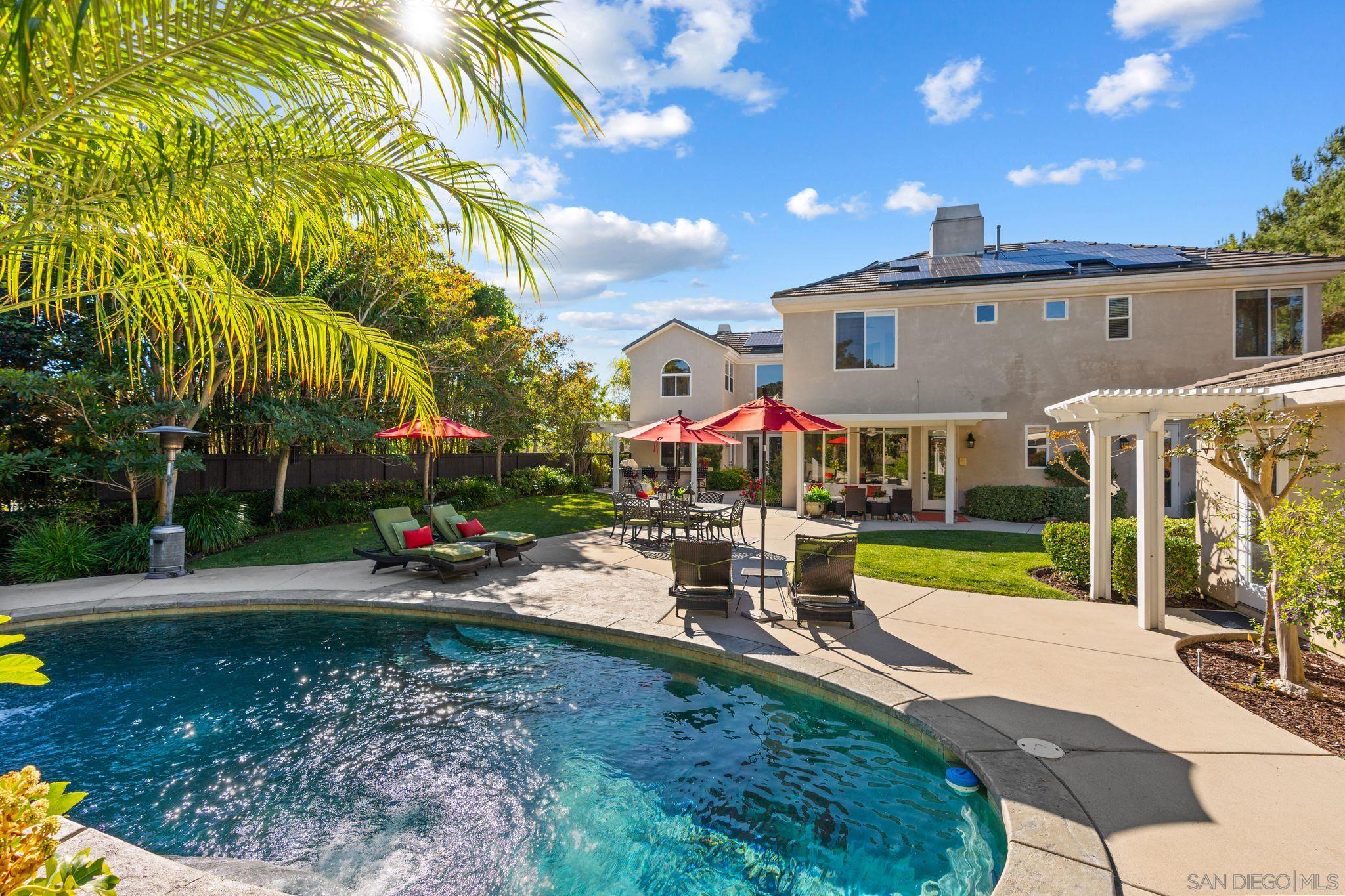 Detail Gallery Image 32 of 48 For 17117  Tallow Tree Lane, San Diego,  CA 92127 - 6 Beds | 5/1 Baths