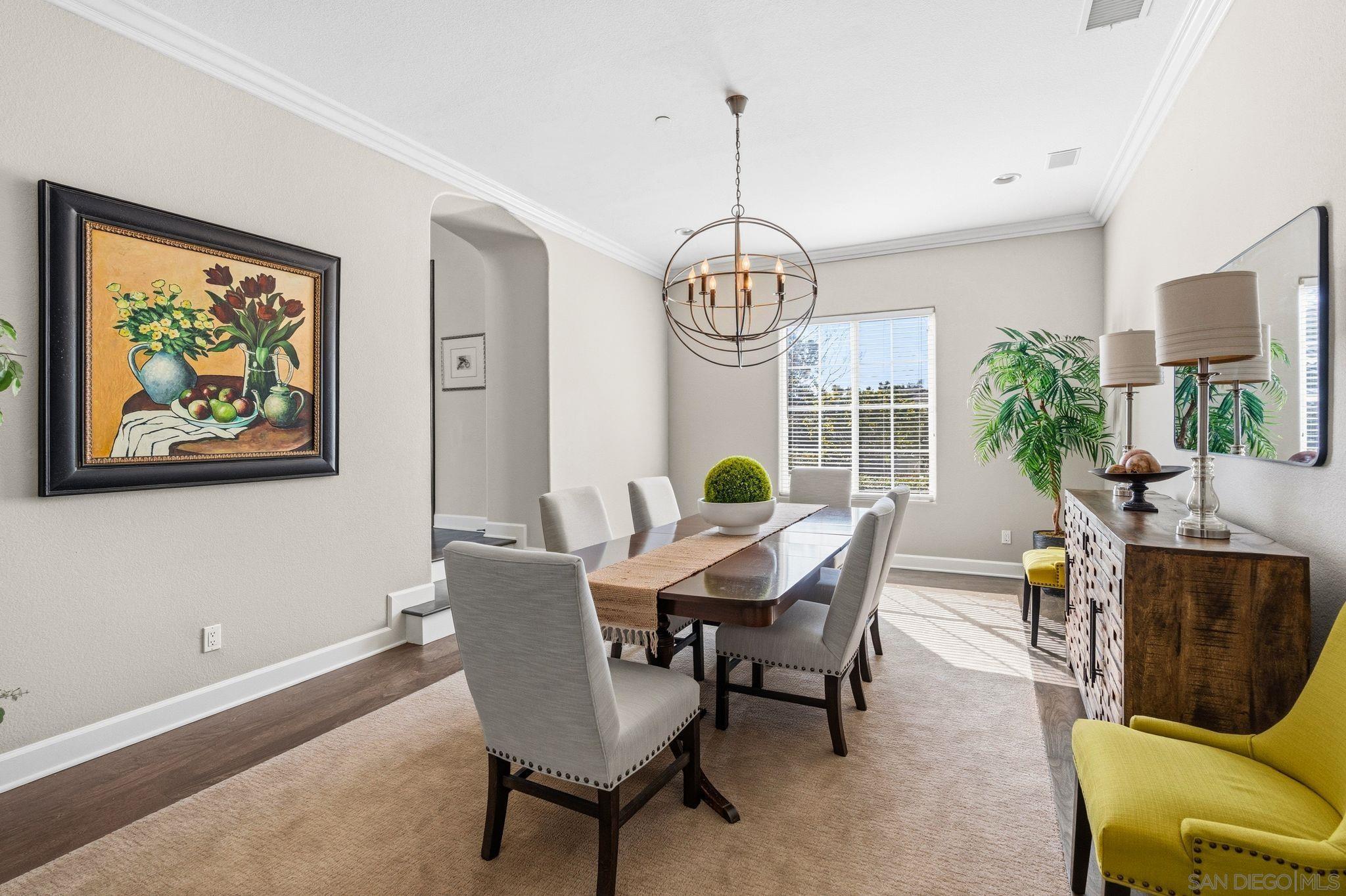 Detail Gallery Image 7 of 48 For 17117  Tallow Tree Lane, San Diego,  CA 92127 - 6 Beds | 5/1 Baths