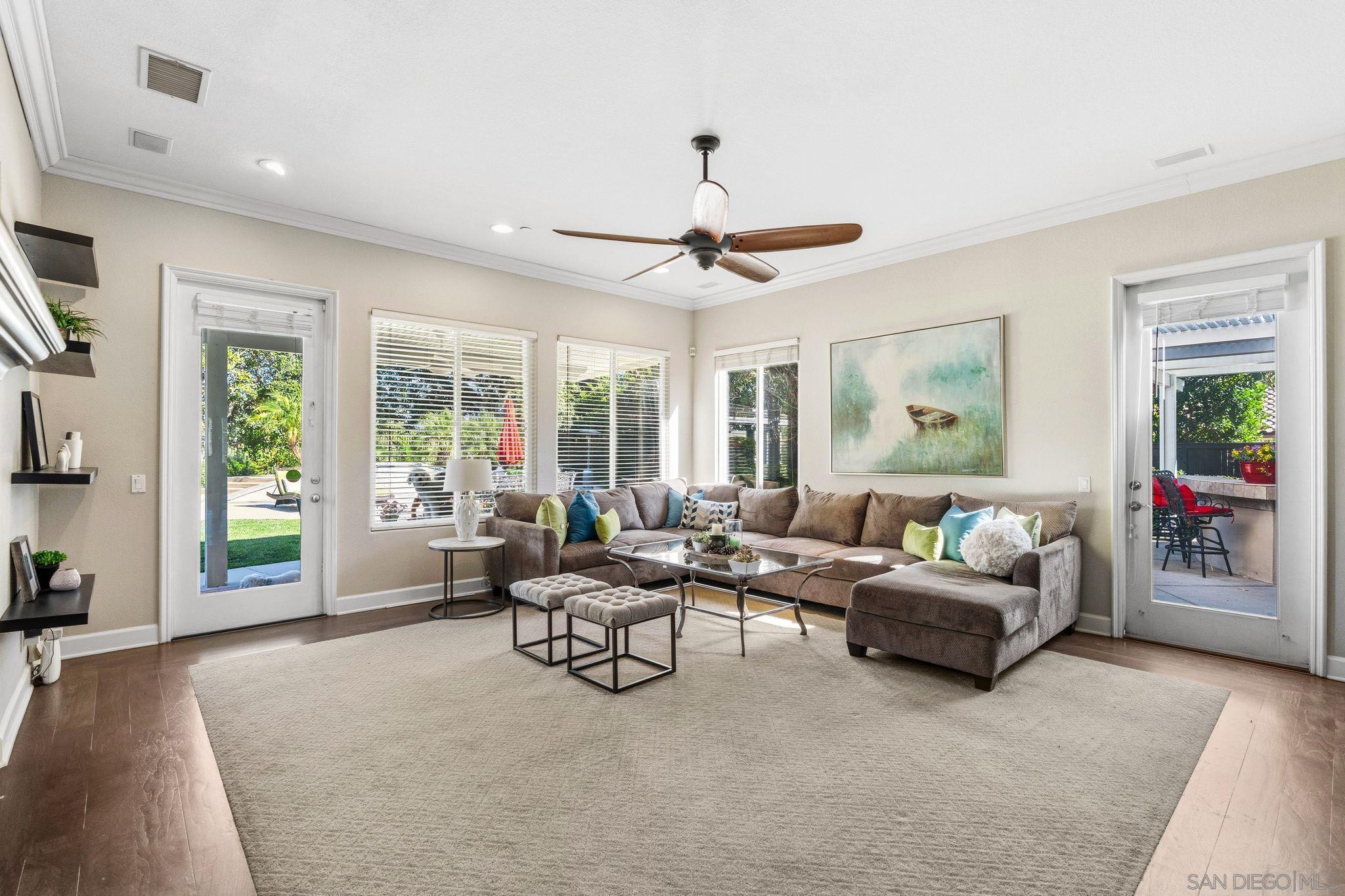 Detail Gallery Image 10 of 48 For 17117  Tallow Tree Lane, San Diego,  CA 92127 - 6 Beds | 5/1 Baths