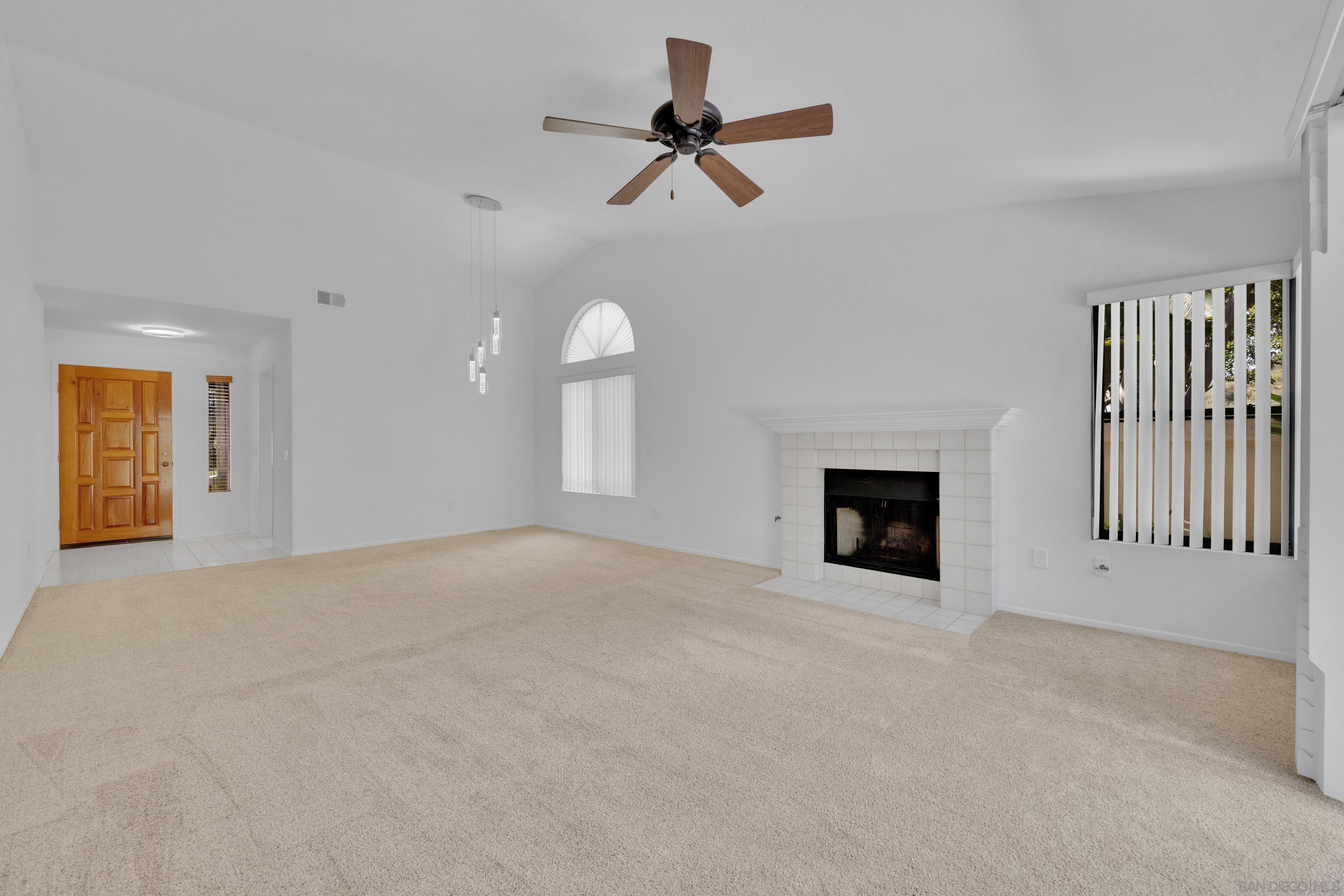 Detail Gallery Image 11 of 55 For 11604  Springside Rd, San Diego,  CA 92128 - 3 Beds | 2 Baths