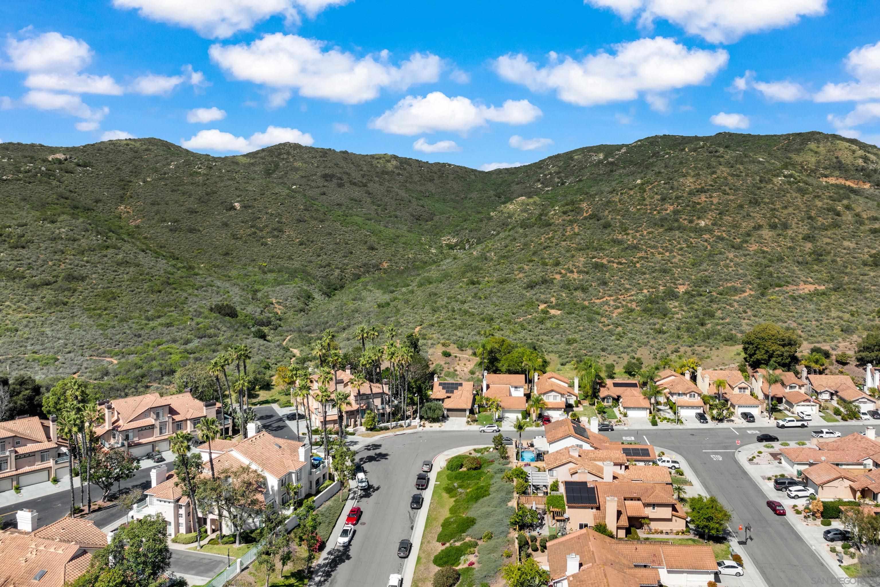 Detail Gallery Image 3 of 55 For 11604  Springside Rd, San Diego,  CA 92128 - 3 Beds | 2 Baths