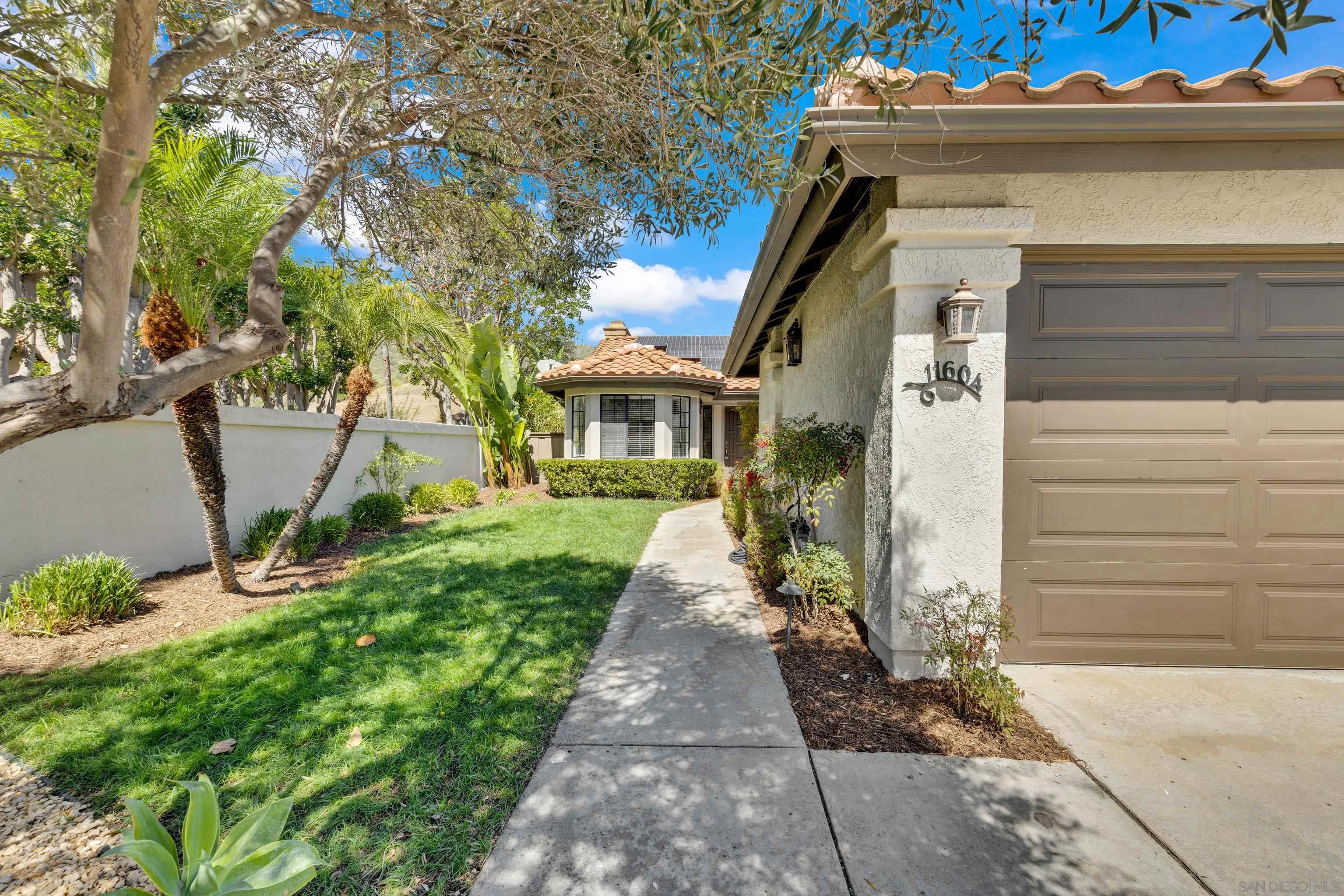 Detail Gallery Image 4 of 55 For 11604  Springside Rd, San Diego,  CA 92128 - 3 Beds | 2 Baths