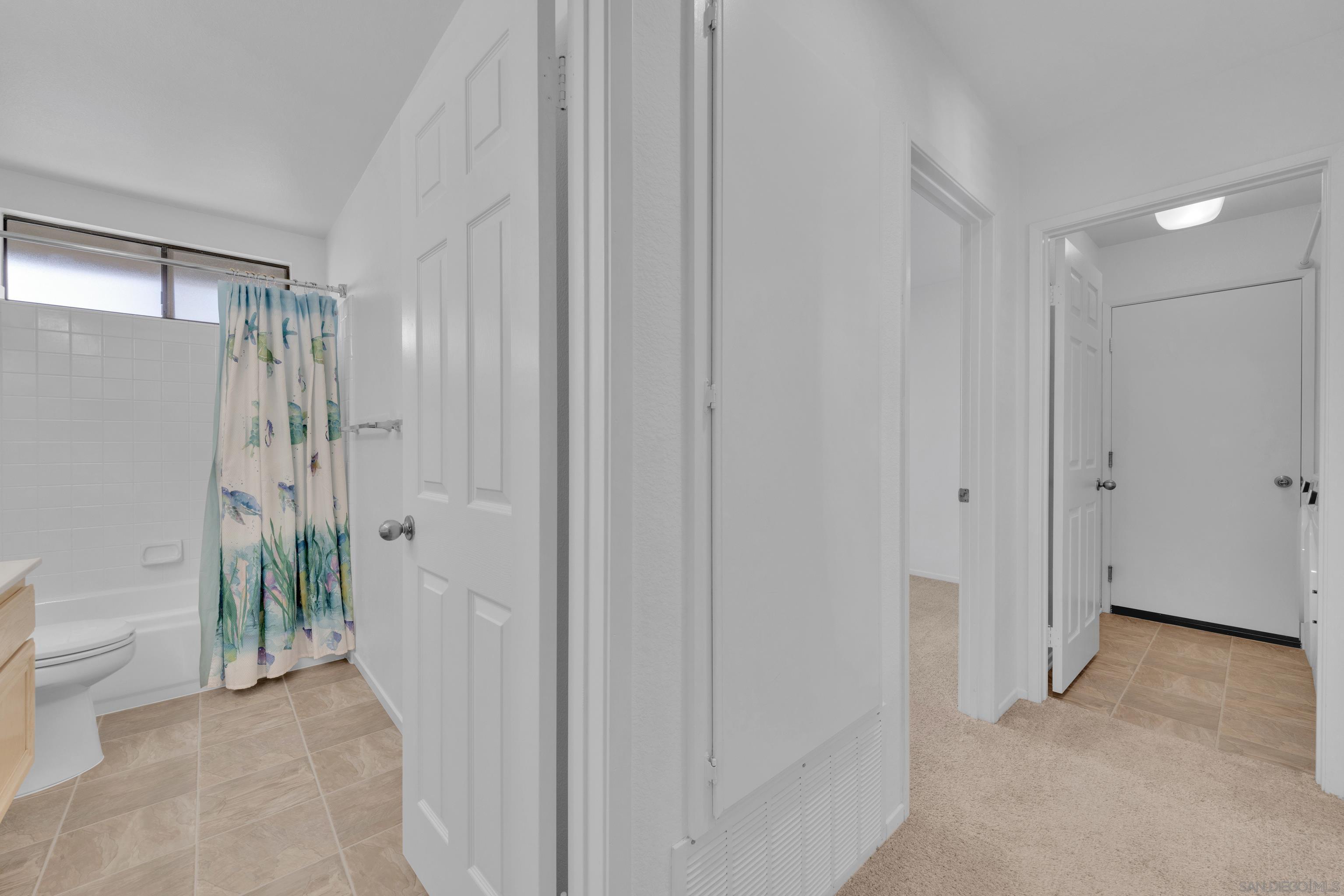 Detail Gallery Image 35 of 55 For 11604  Springside Rd, San Diego,  CA 92128 - 3 Beds | 2 Baths