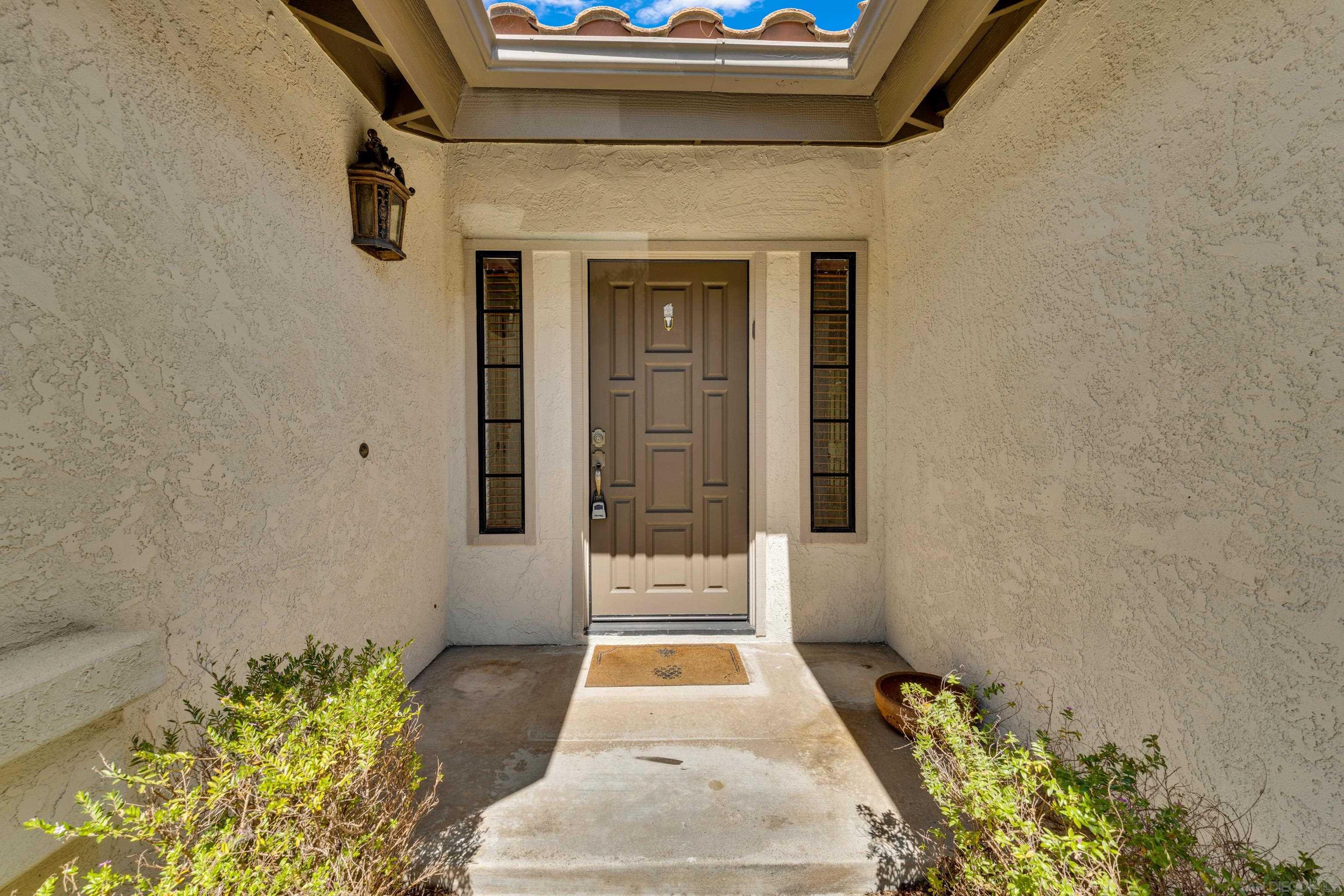 Detail Gallery Image 5 of 55 For 11604  Springside Rd, San Diego,  CA 92128 - 3 Beds | 2 Baths
