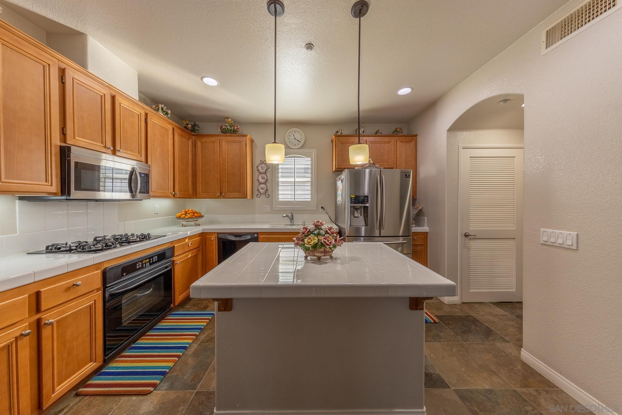 Detail Gallery Image 15 of 31 For 10505  Zenor Lane  #21,  San Diego,  CA 92127 - 2 Beds | 2/1 Baths