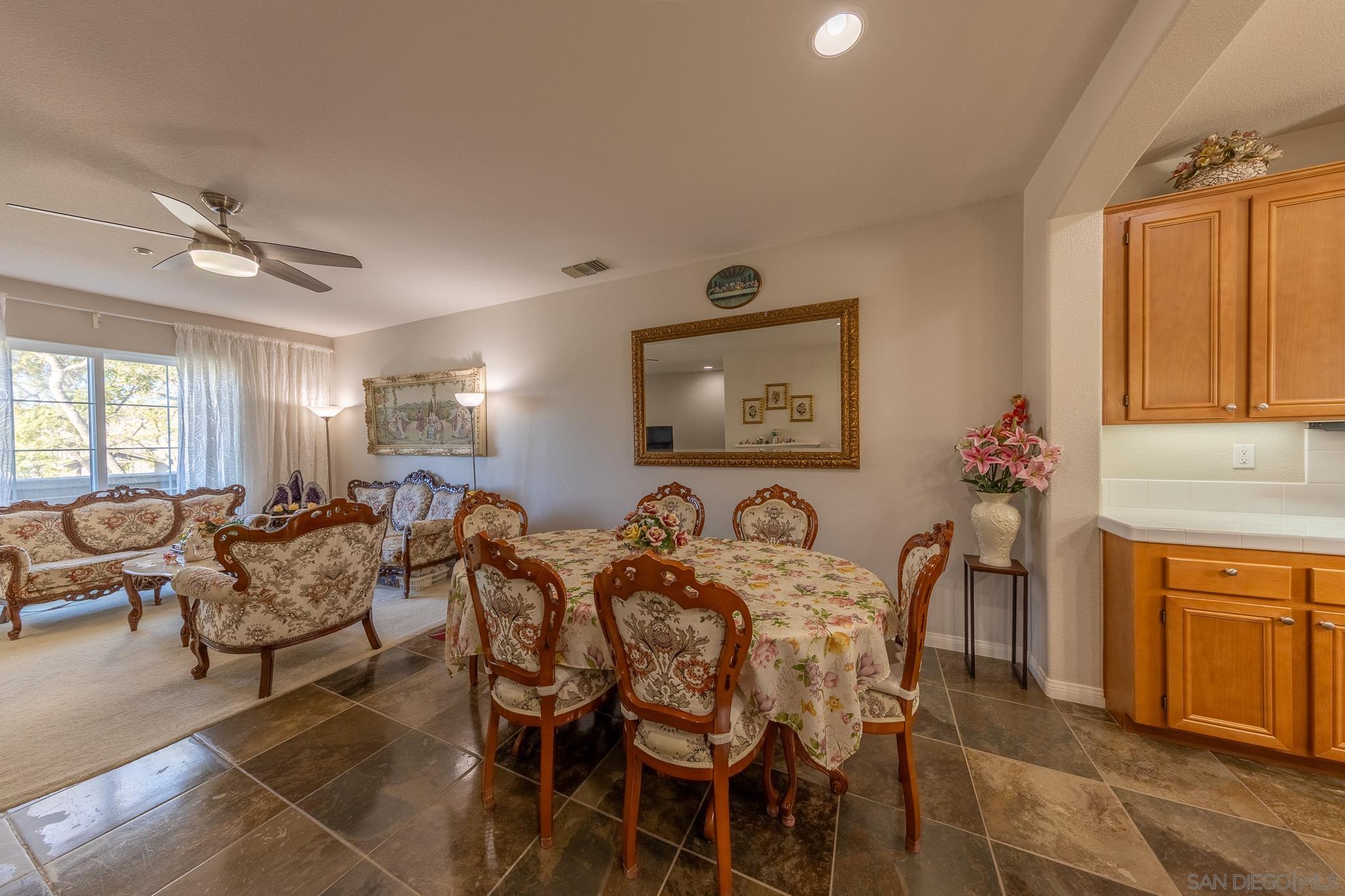 Detail Gallery Image 23 of 31 For 10505  Zenor Lane  #21,  San Diego,  CA 92127 - 2 Beds | 2/1 Baths