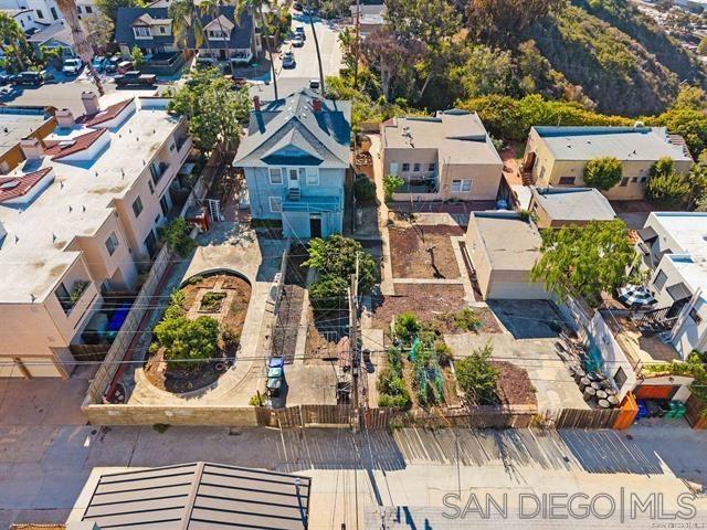 Detail Gallery Image 4 of 12 For 4655-63  Campus Ave, San Diego,  CA 92116 - – Beds | – Baths